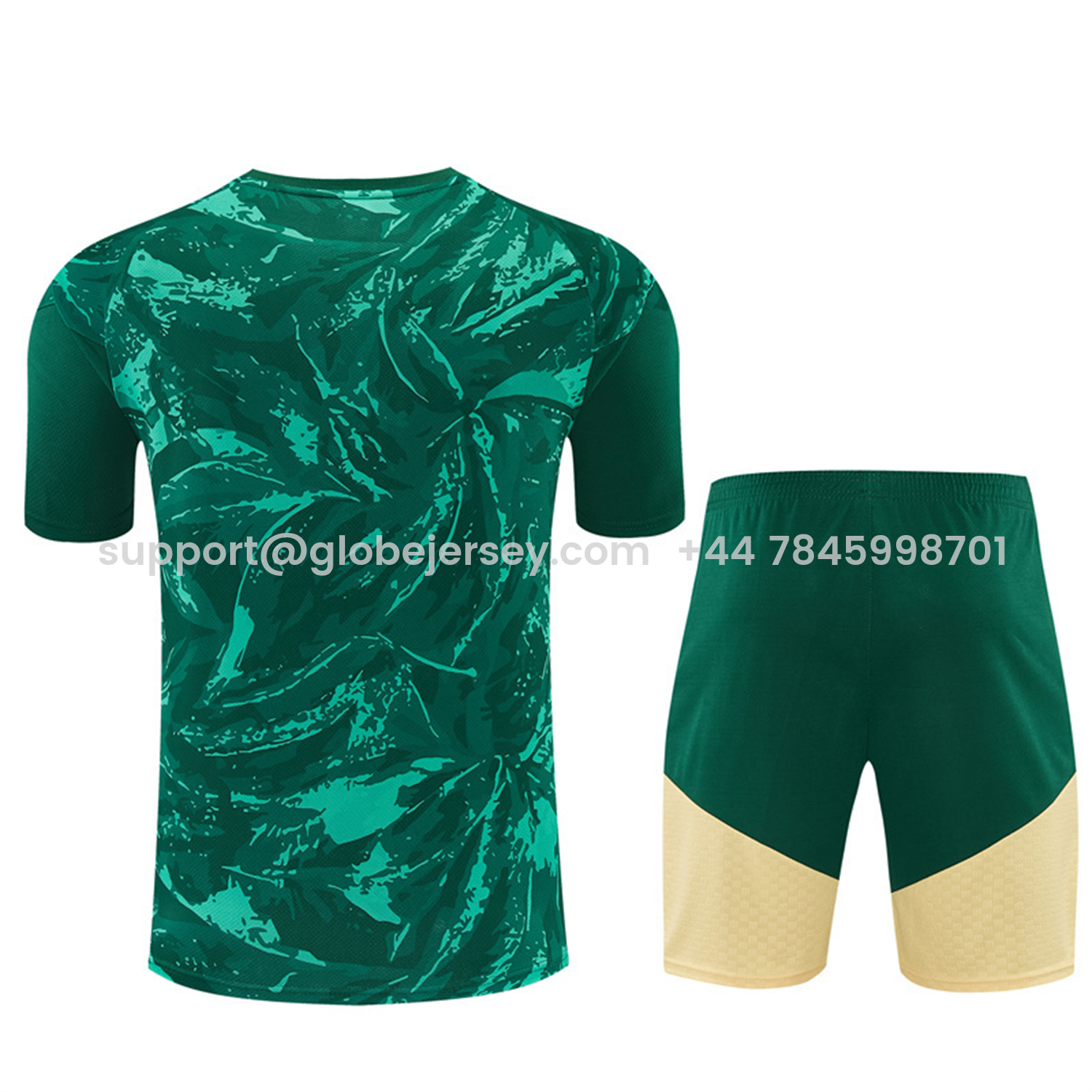 GlobeJersey-Real Madrid 26-27 Short-Sleeve Training Set - Green Camouflage Top & Green Shorts