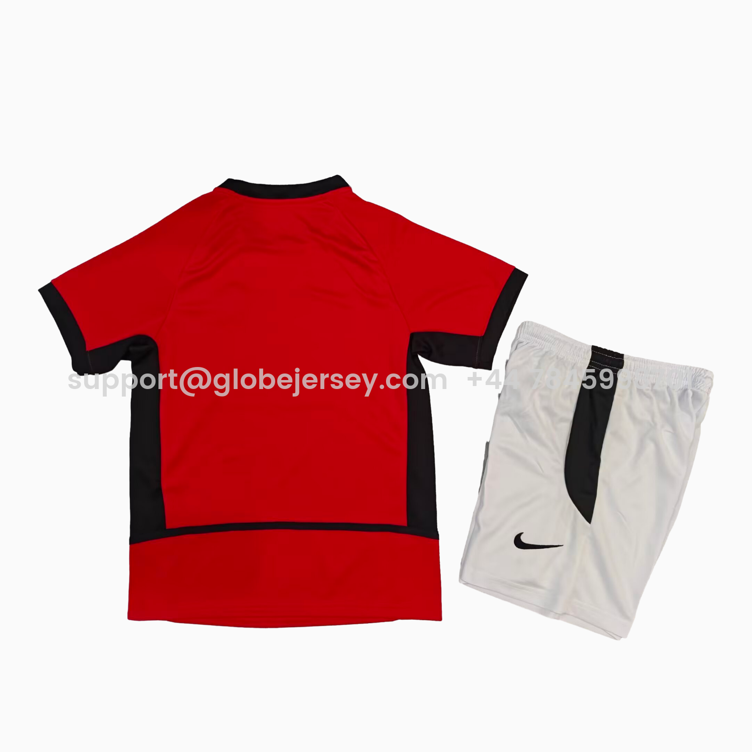 GlobeJersey-Retro Manchester United 2002-04 Home Kids Kit