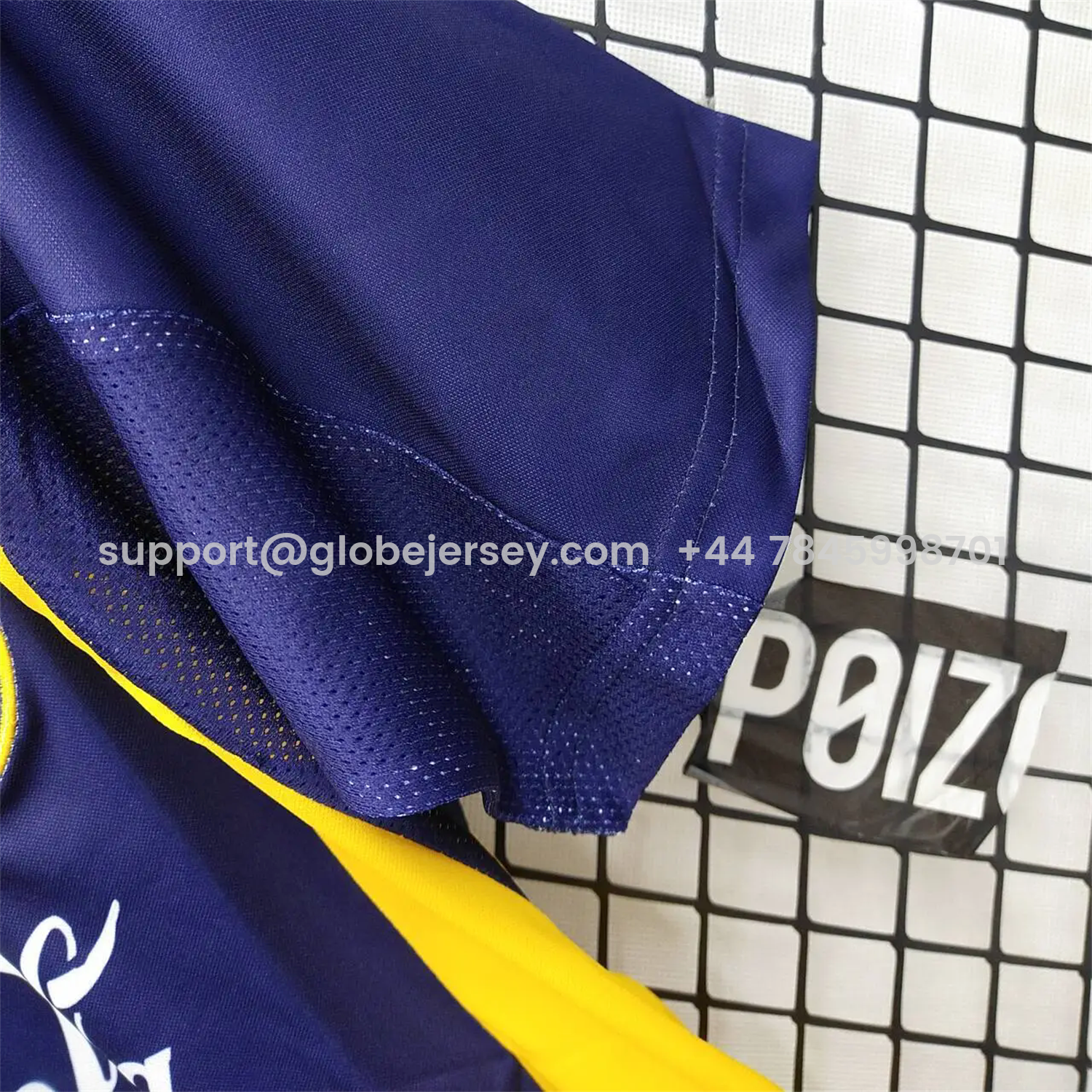 GlobeJersey-Retro Club América 2004-05 Away Jersey