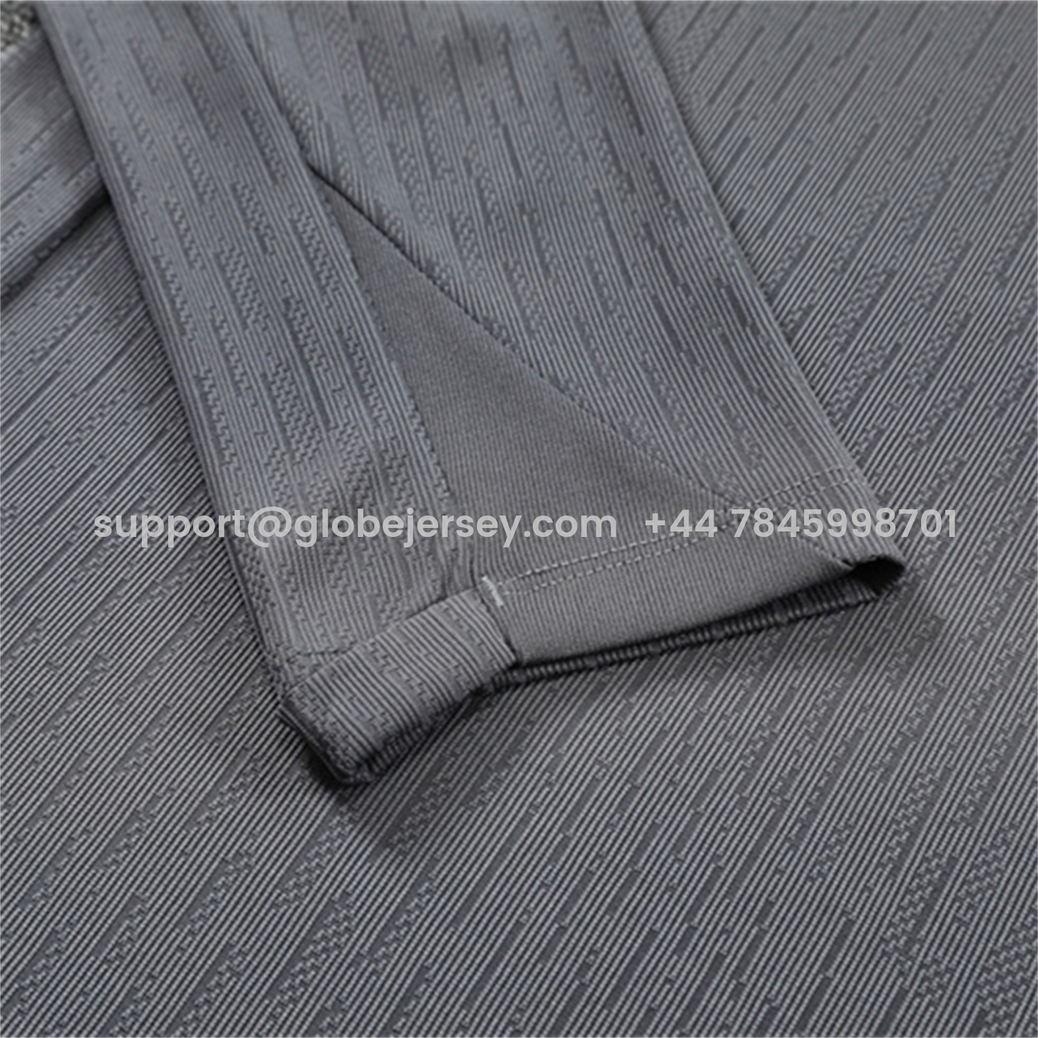 GlobeJersey-Barcelona 25-26 Long Sleeve Training Set - Grey Top & Black Pants