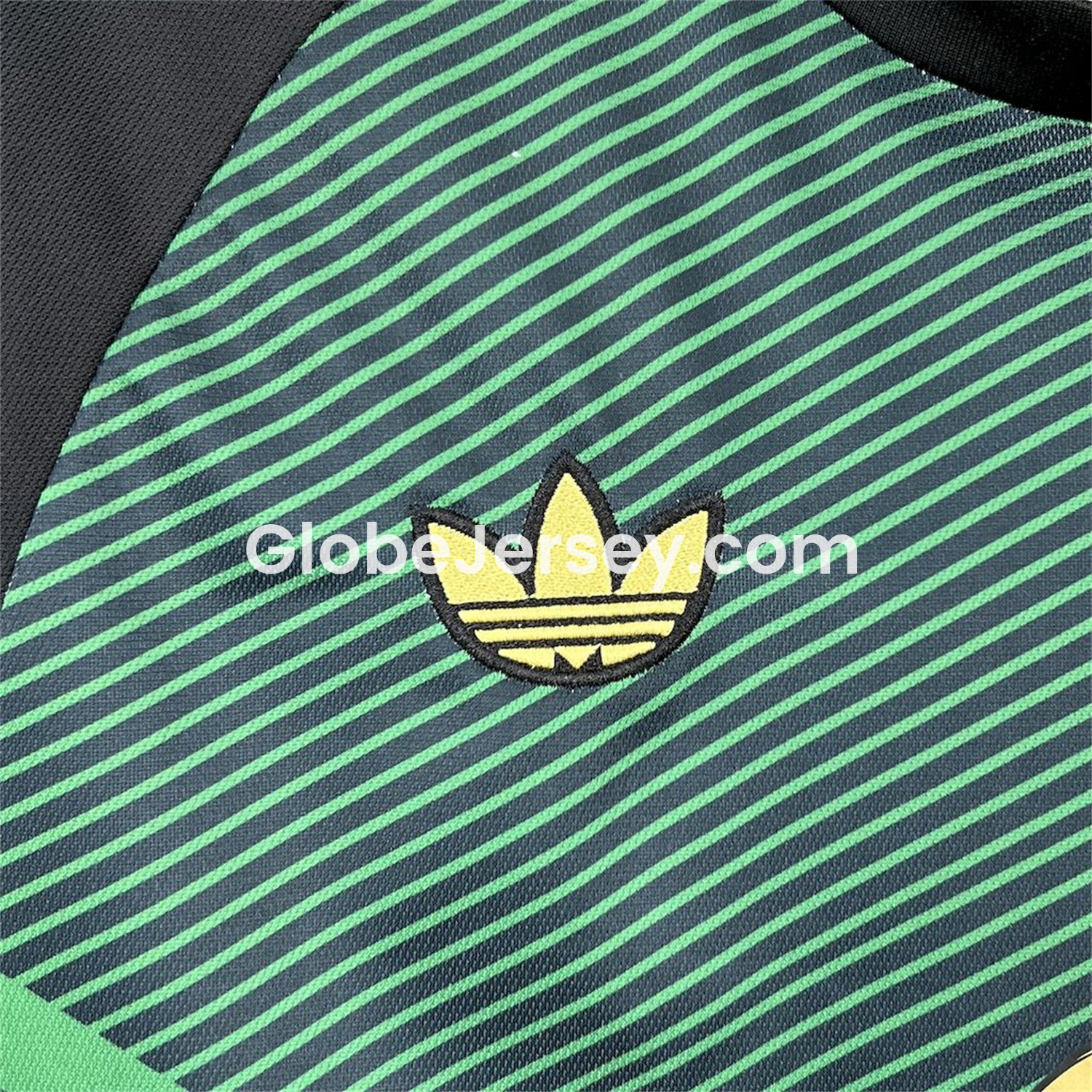 GlobeJersey-Celtic 25-26 Green Lines Special Edition Jersey - Fans Version