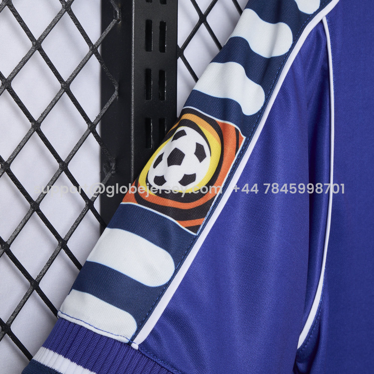 GlobeJersey-Retro Hamburger SV 2000-01 Away Blue Jersey