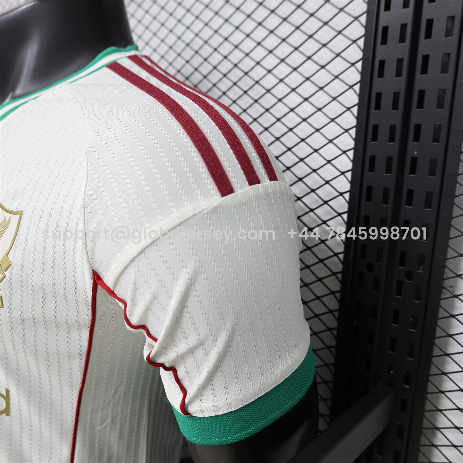 GlobeJersey-Liver.pool 25-26 Gold Lines Retro Casual Style White Jersey - Player Version