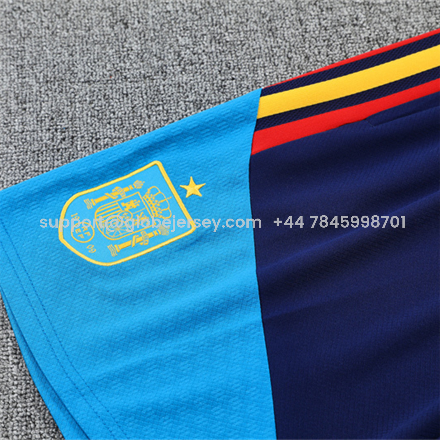 GlobeJersey-Spain 2026 Short-Sleeve Training Set - Lake Blue Top & Shorts