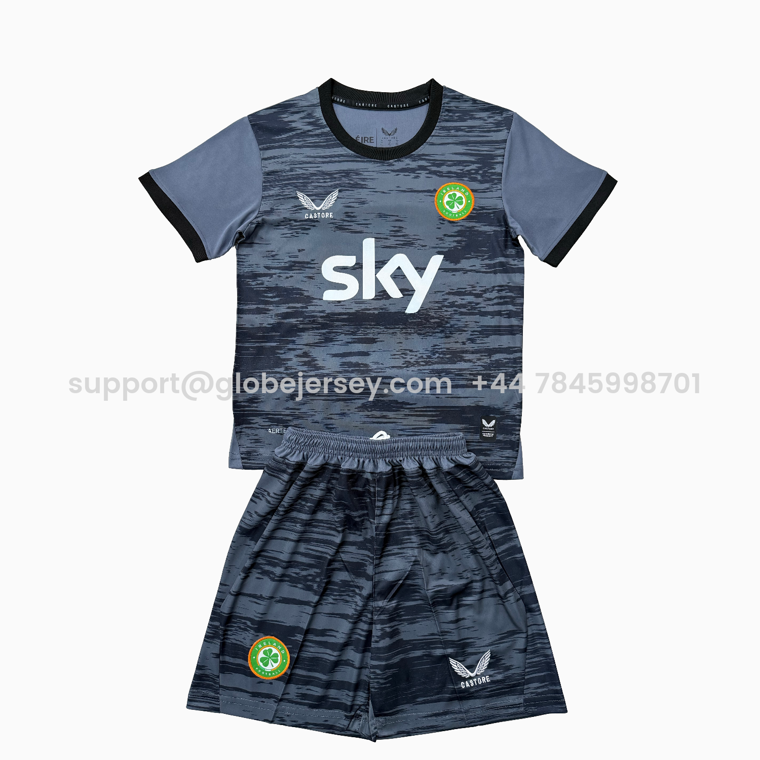 GlobeJersey-Ireland 25-26 Black Goalkeeper Men's Adult Jersey Set - Fans Version