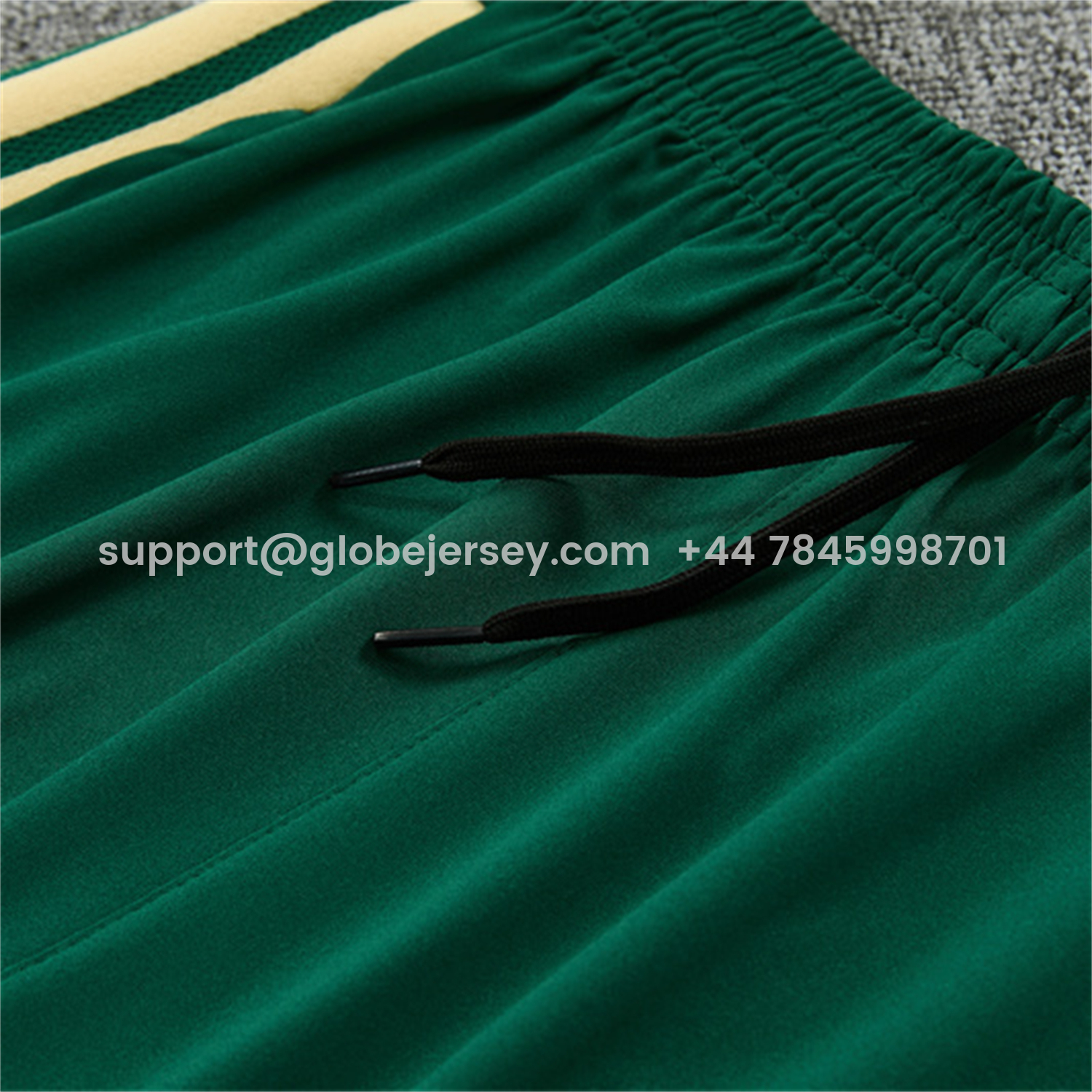 GlobeJersey-Real Madrid 26-27 Long Sleeves Training Set - Green Top And Green Pants