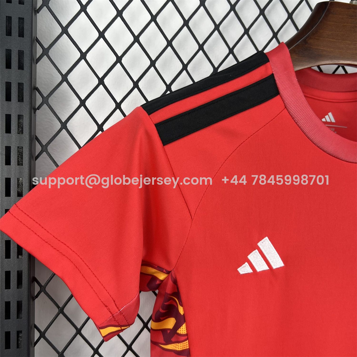 GlobeJersey-Japan 2026 Red Goalkeeper Kids Kit