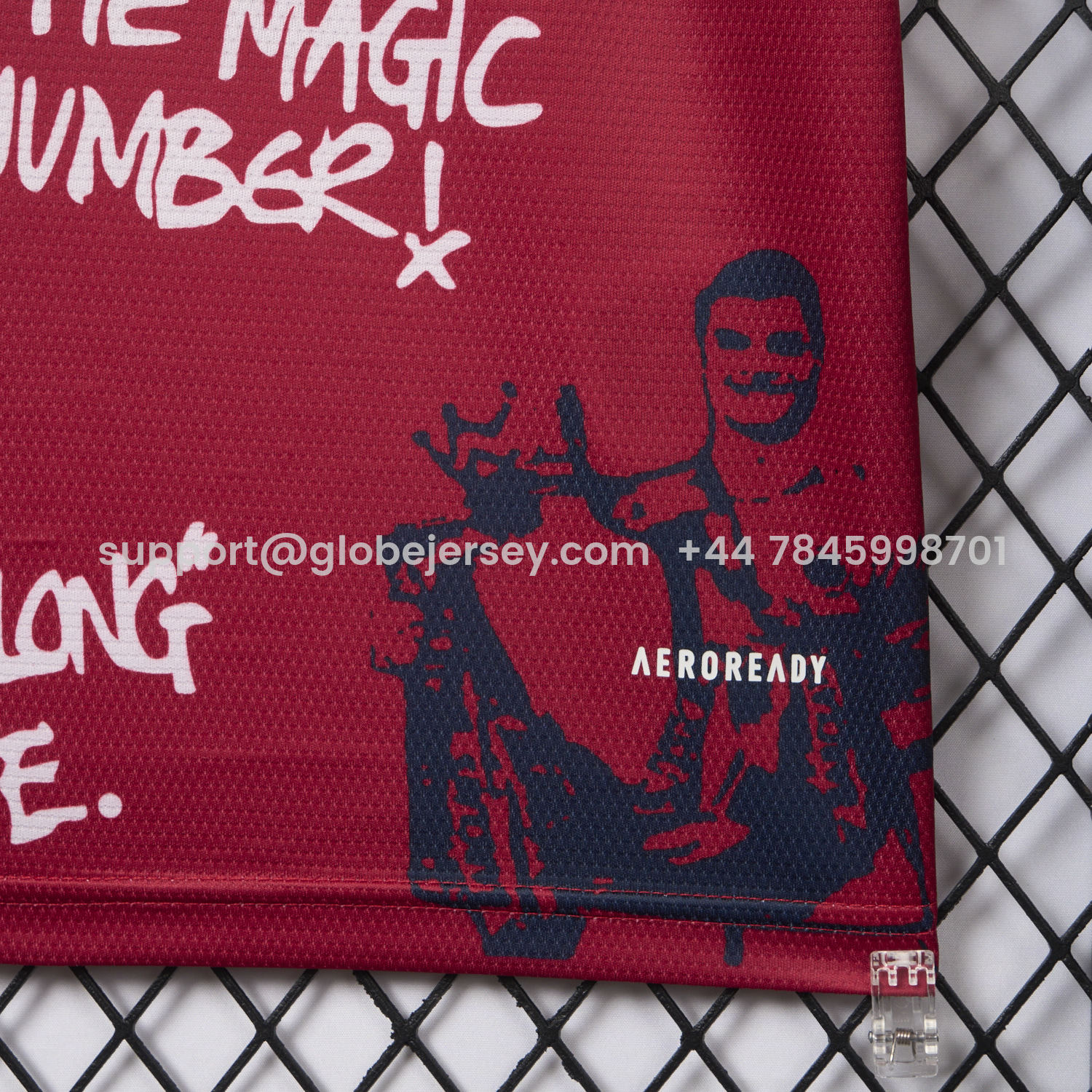 GlobeJersey-Retro Manchester United 21-22 Home Ronaldo Graffiti Edition Special Edition Jersey