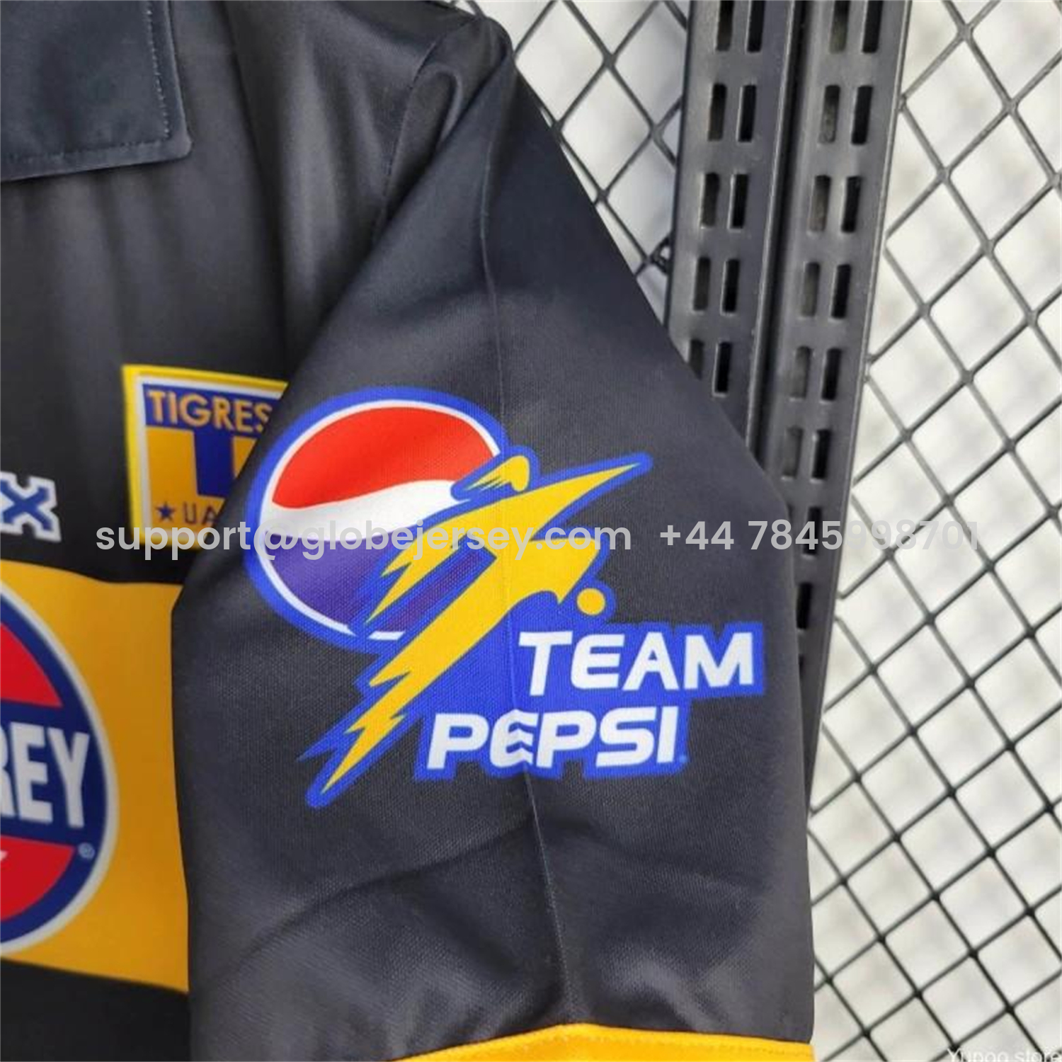 GlobeJersey-Retro Tigres UANL 2003-04 Away Jersey