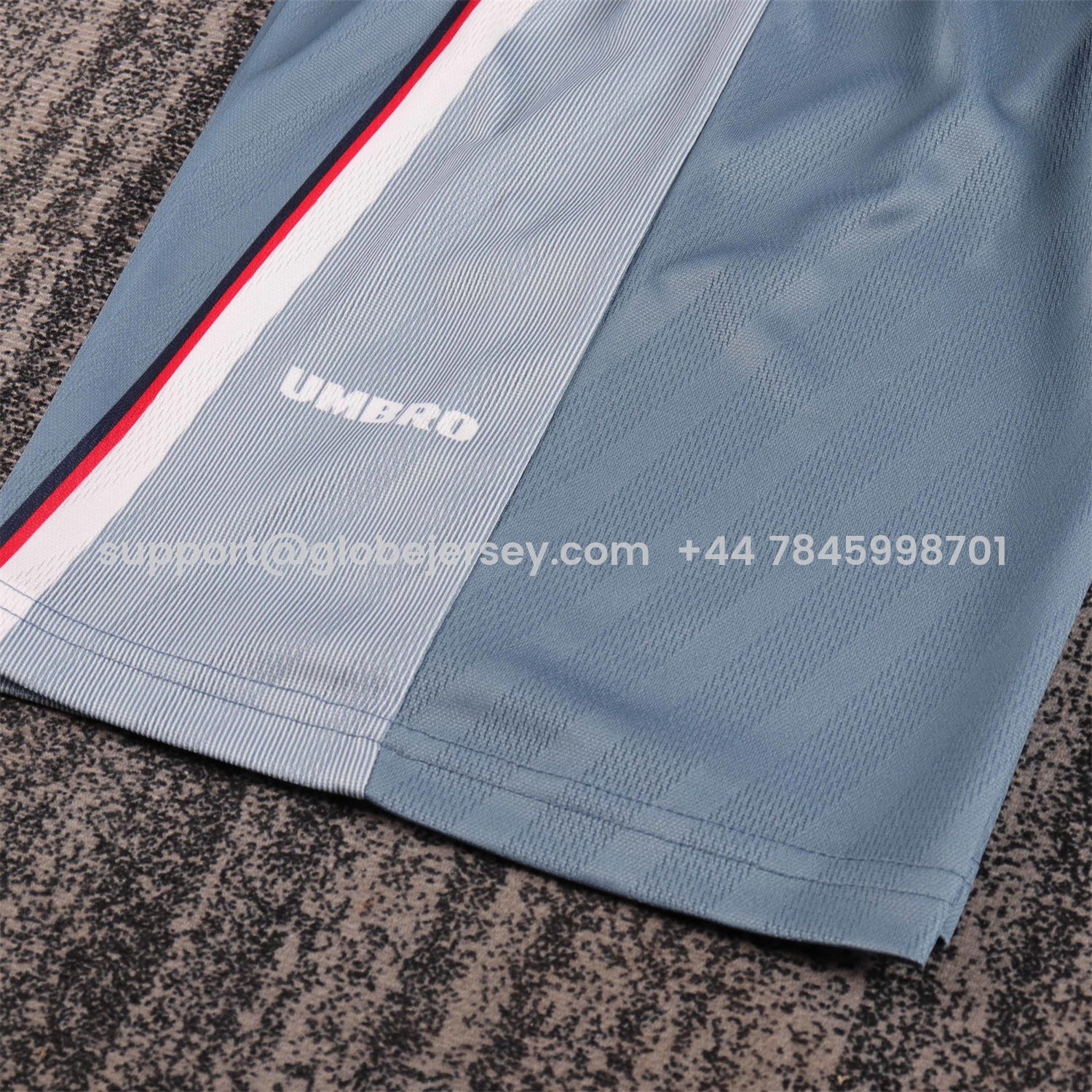 GlobeJersey-Retro England 1996 Away Kids Kit