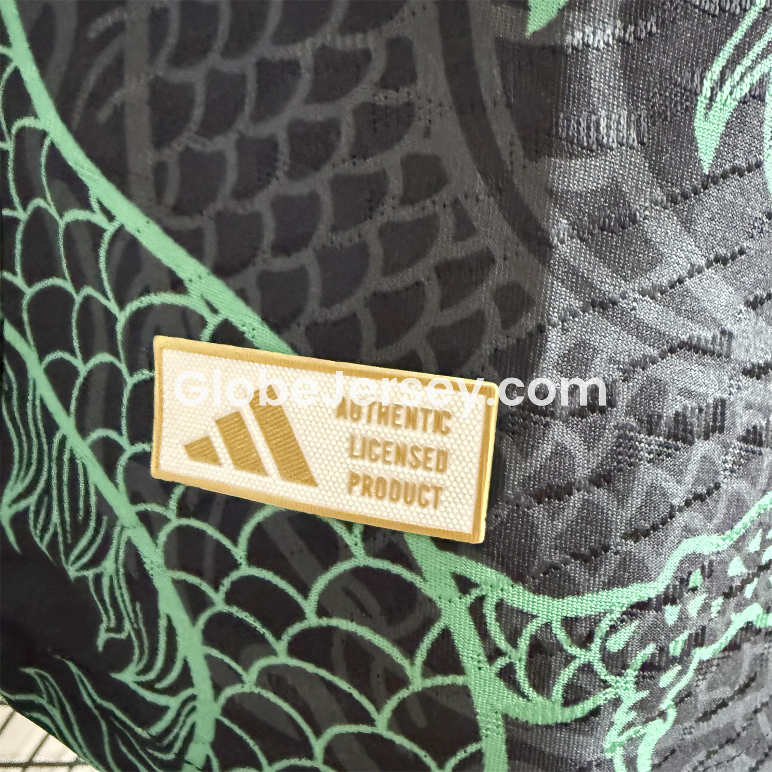 GlobeJersey-Real Madrid 25-26 Green Dragon Soars Black Jersey - Player Version