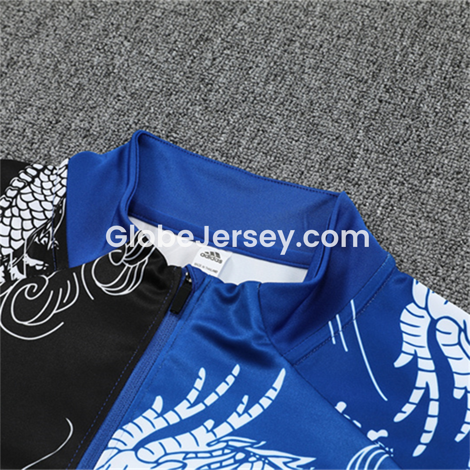 GlobeJersey-Real Madrid 25-26 Long Sleeve Training Set - White Loong Black Blue Top and Black Pants