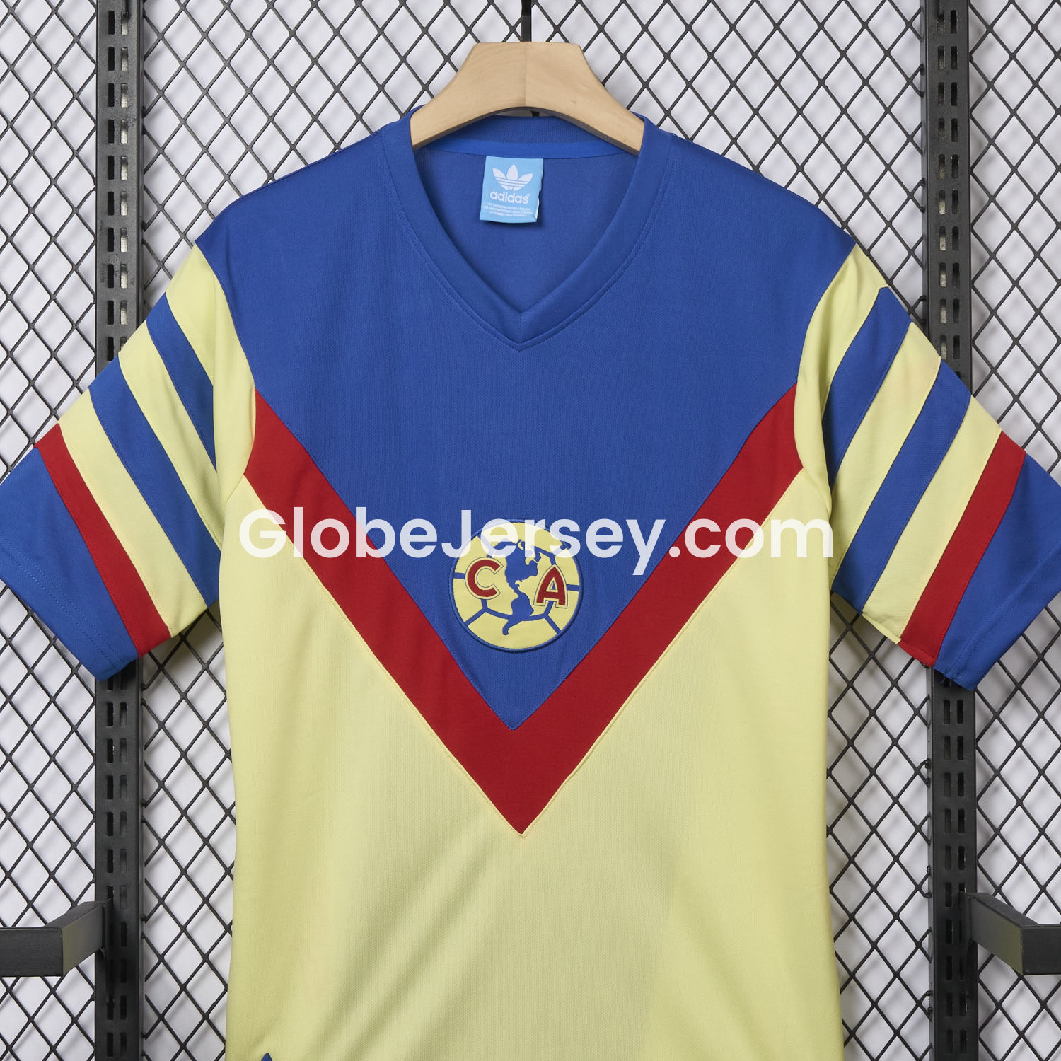 GlobeJersey-Retro Club América 1982-84 Home Jersey