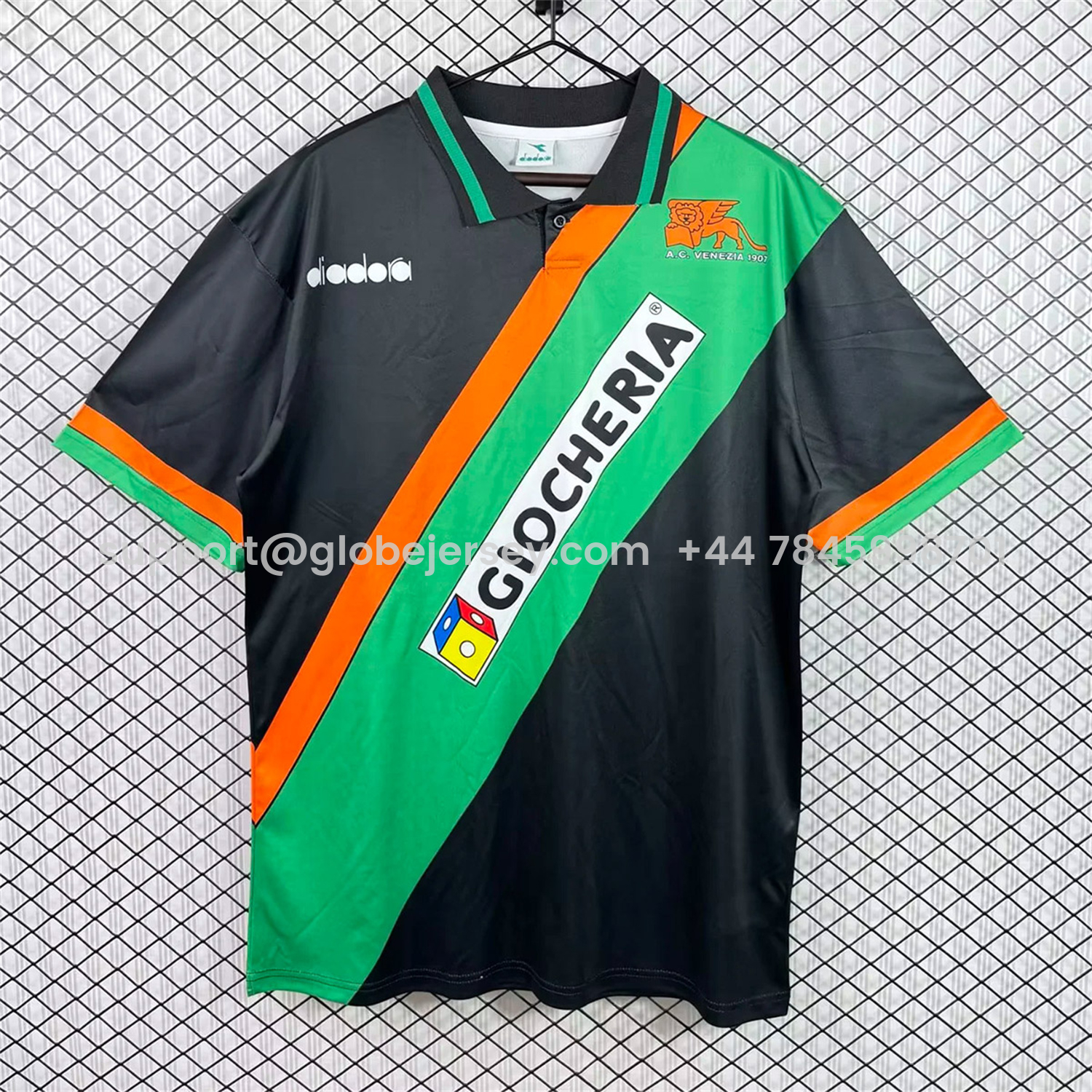 GlobeJersey-Retro Venezia FC 1992-93 Home Jersey