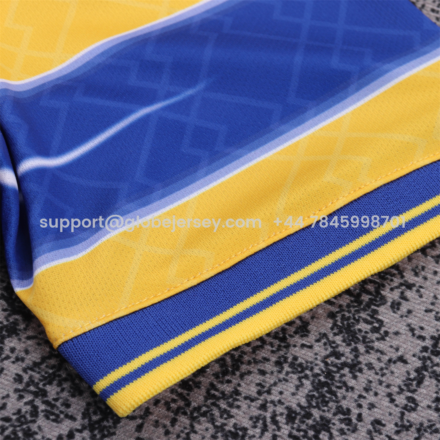 GlobeJersey-Retro Parma 1998-99 Home Kids Kit