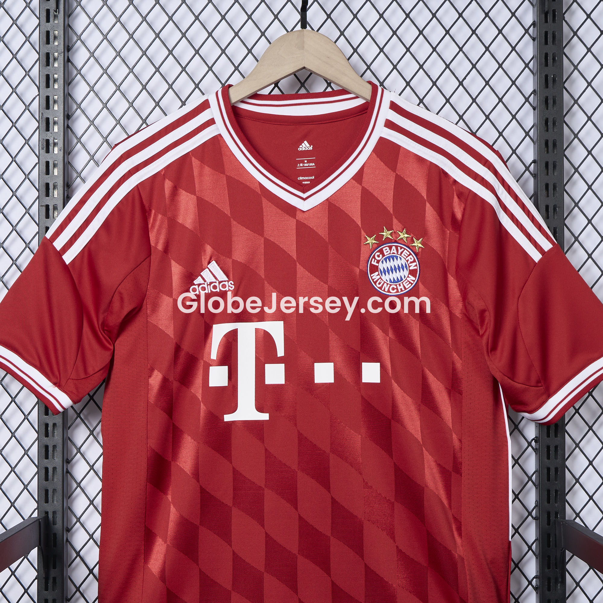 GlobeJersey-Retro Bayern Munich 13-14 Home Jersey