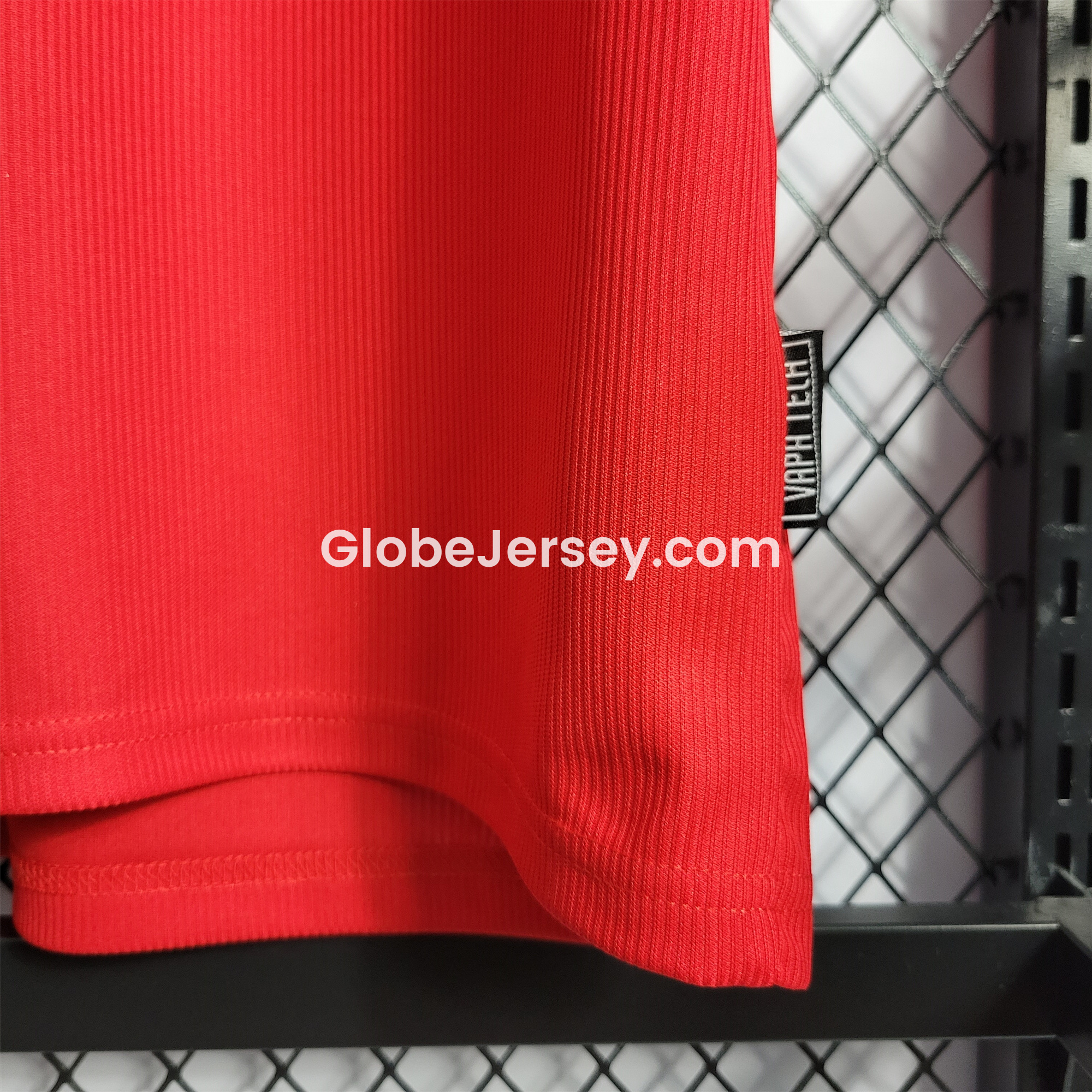 GlobeJersey-Retro Manchester United 98-99 Home Jersey