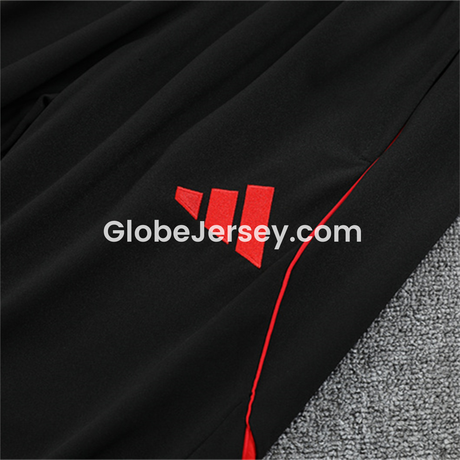 GlobeJersey-Bayern Munich 25-26 Long Sleeves Training Set - Green Top & Black Pants