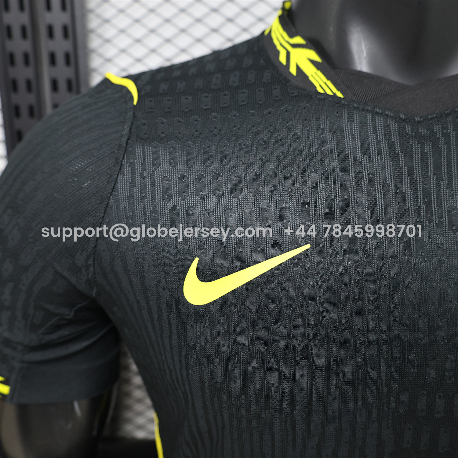 GlobeJersey-C.H.E.L.S.E.A 25-26 Black With Gold Special Jersey - Player Version