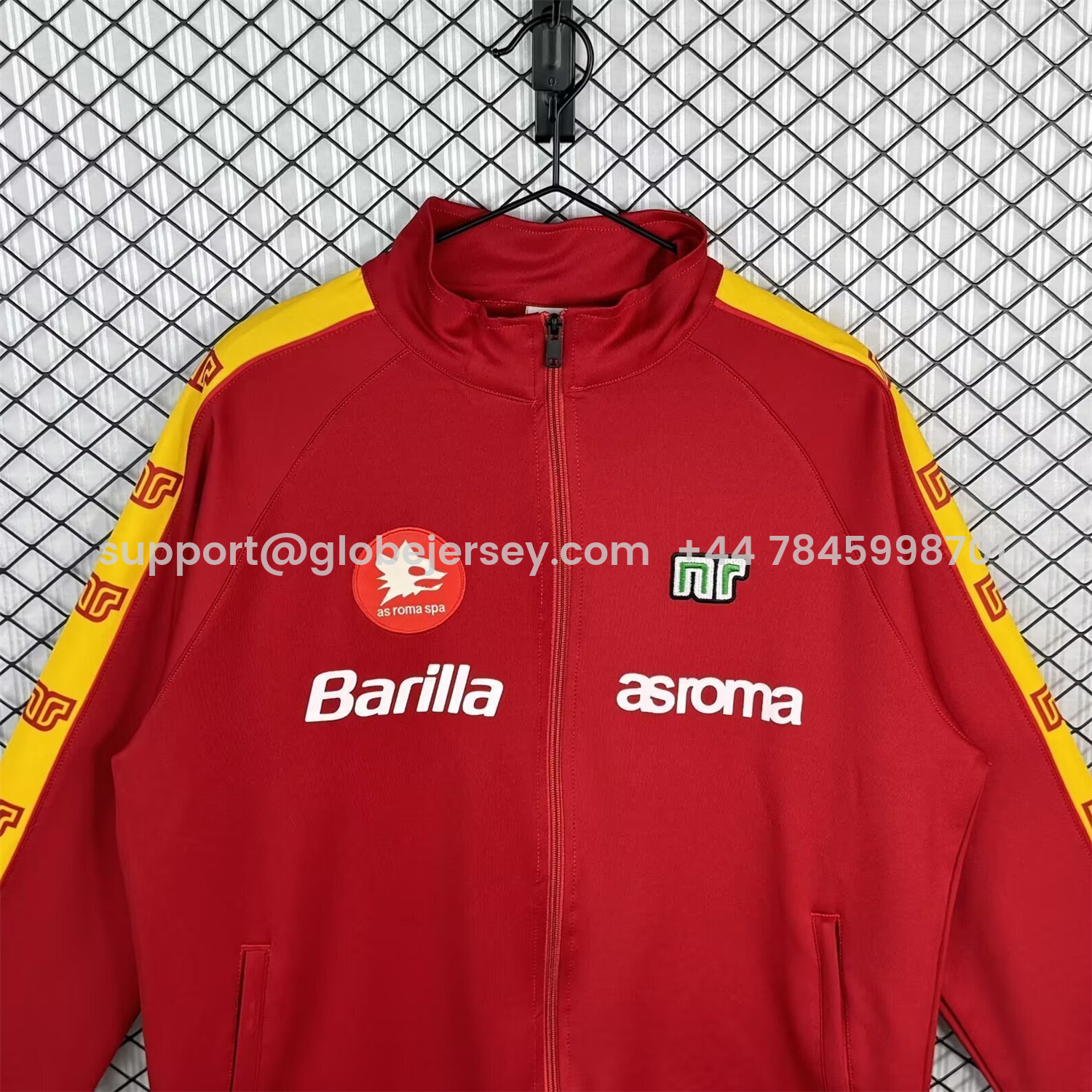 GlobeJersey-Retro AS Roma 1988-89 Home Windbreaker