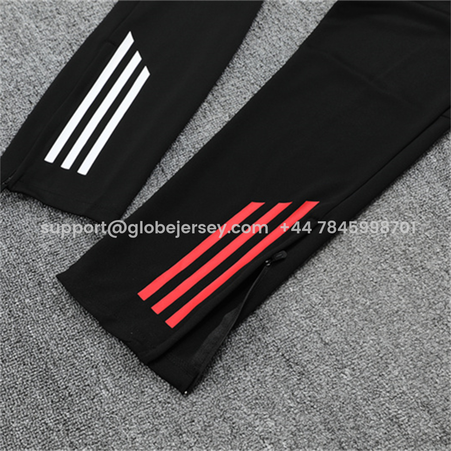 GlobeJersey-Ajax 25-26 Kids Long Sleeve Training Set - White Top and Black Pants