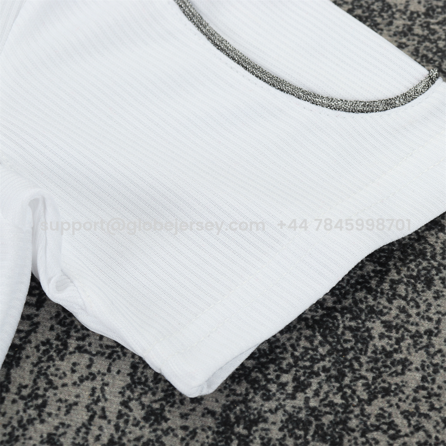 GlobeJersey-Retro Manchester United 2003-05 Away Kids Kit