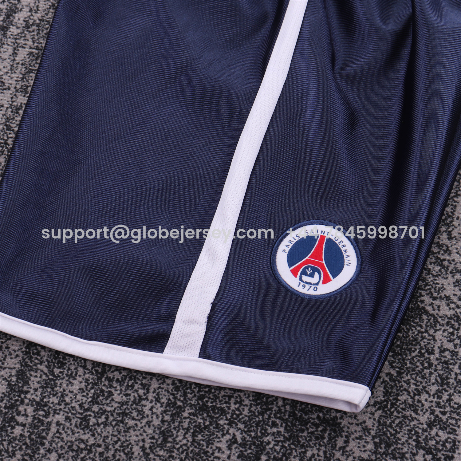 GlobeJersey-Retro Paris Saint-Germain PSG 2001-02 Home Kids Kit