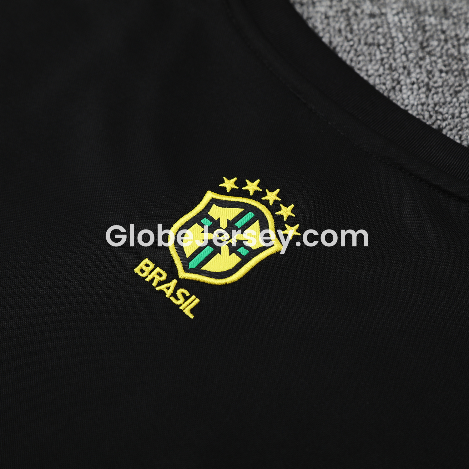 GlobeJersey-Brazil 25-26 Yellow Jesus Statue Vest Training Set - Yellow Vest & Black Shorts