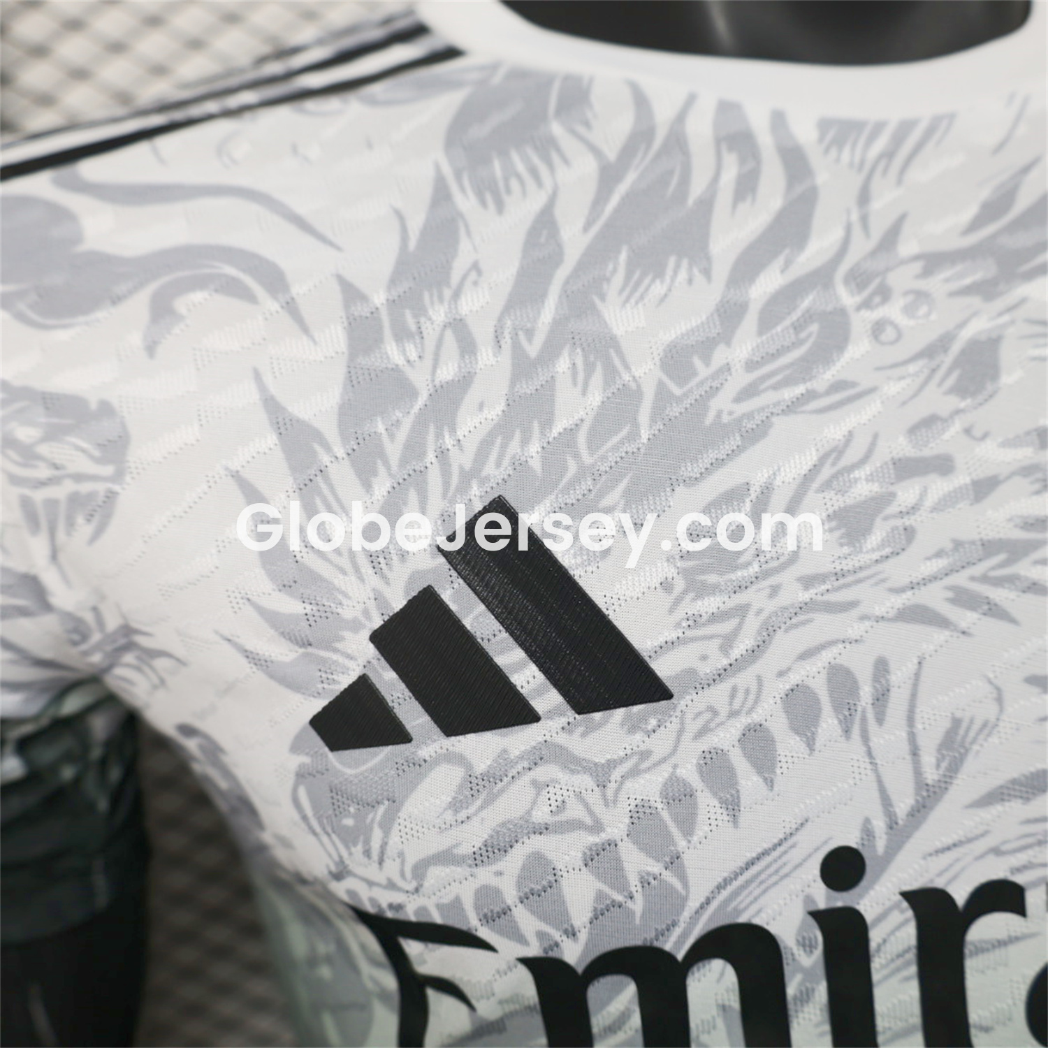 GlobeJersey-Real Madrid 25-26 Black Green Dragon Soars White Jersey - Player Version