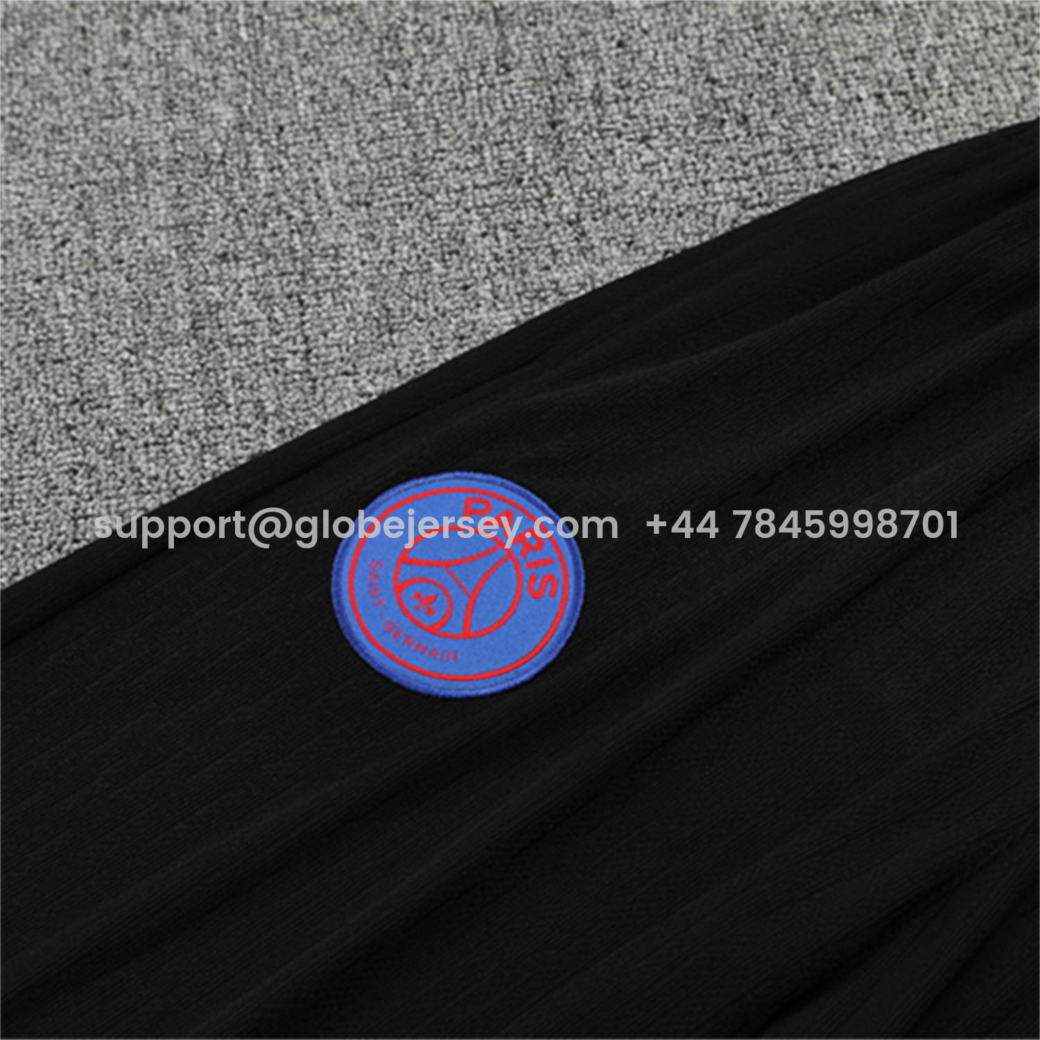 GlobeJersey-Paris Saint-Germain PSG 25-26 Kids Long Sleeve Training Set - Player Version - White Top and Black Pants