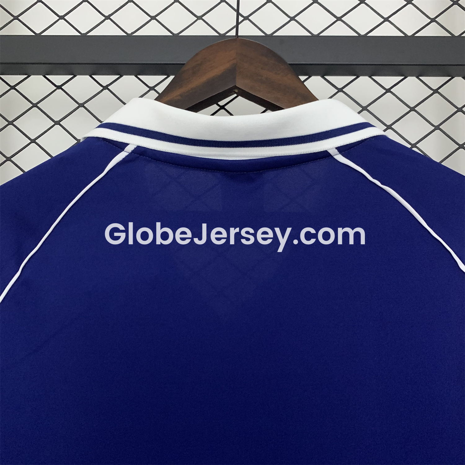 GlobeJersey-Retro Universidad De Chile 1993 Home Unsponsored Jersey