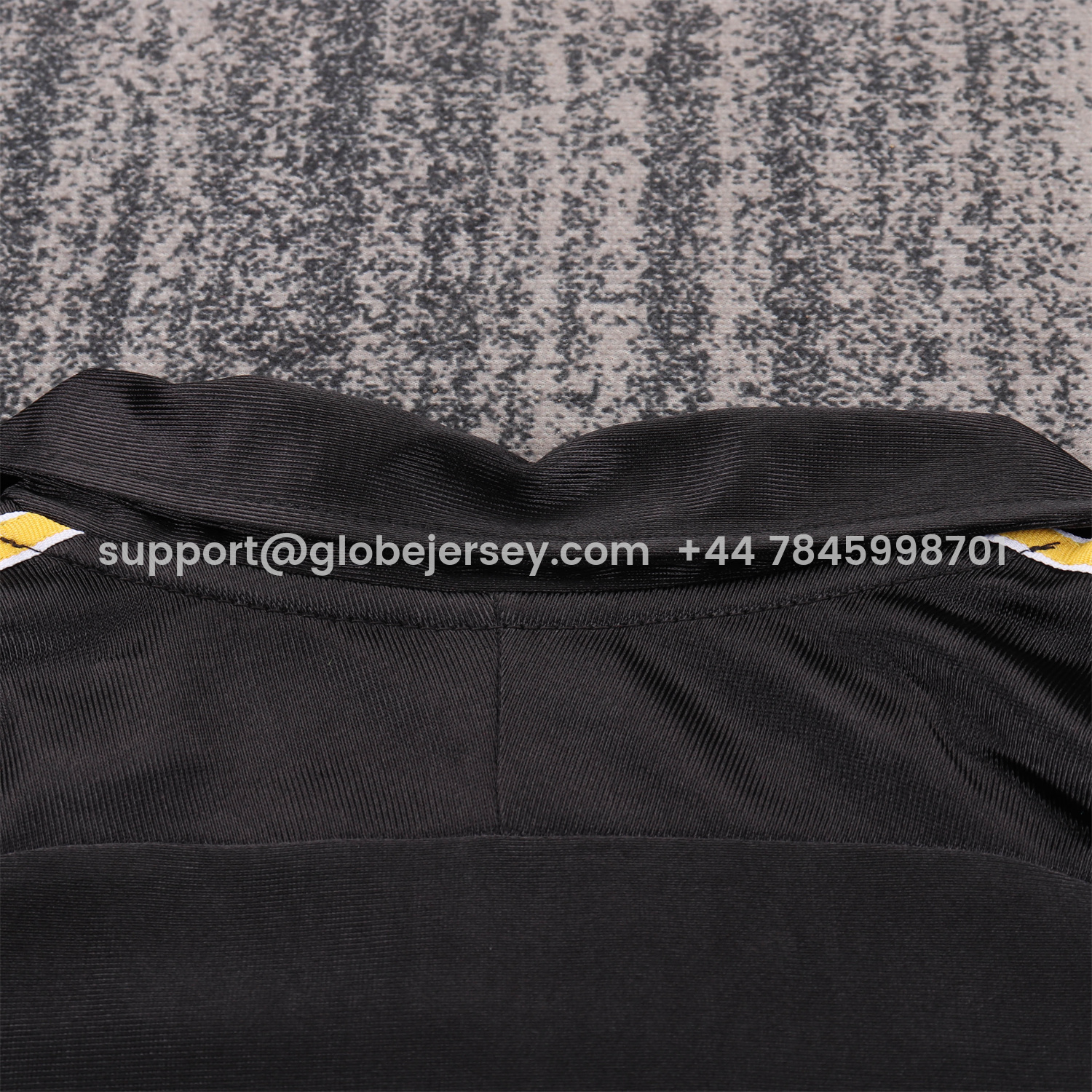 GlobeJersey-Retro Real Madrid 1999-01 Away Kids Kit