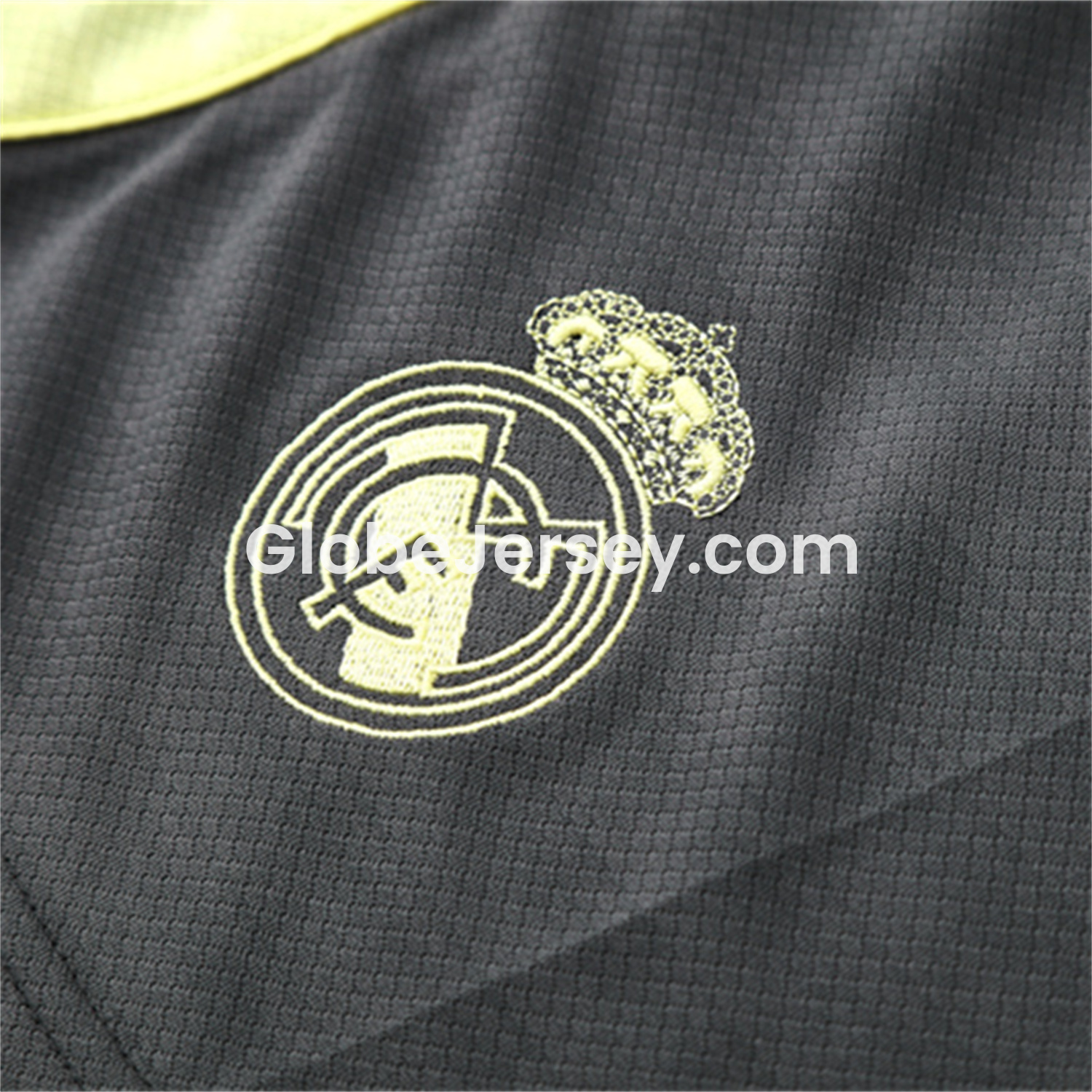 GlobeJersey-Real Madrid 25-26 Short-Sleeve Training Set - Deep Grey Top and Shorts