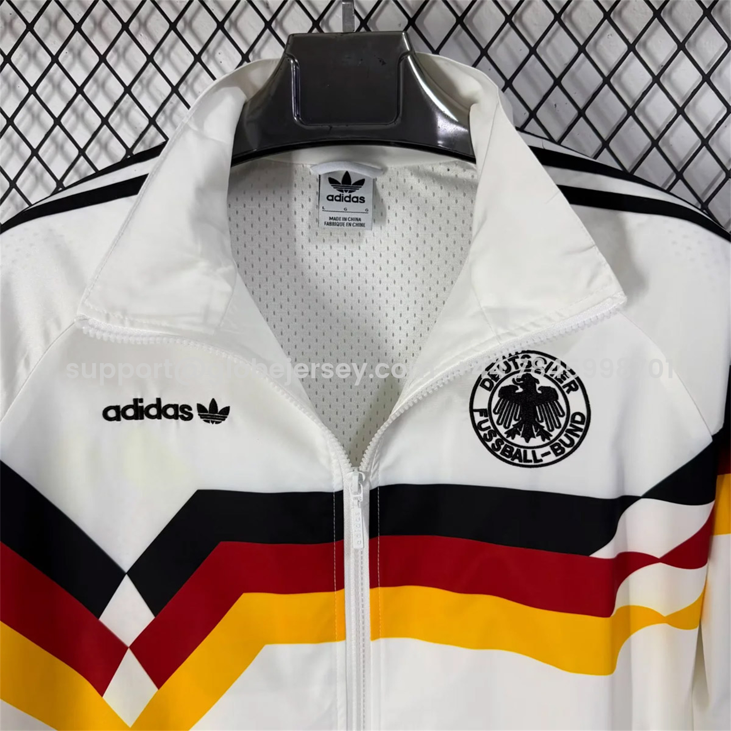 GlobeJersey-Germany 2026 Windbreaker Jacket - White With Classic Stripes