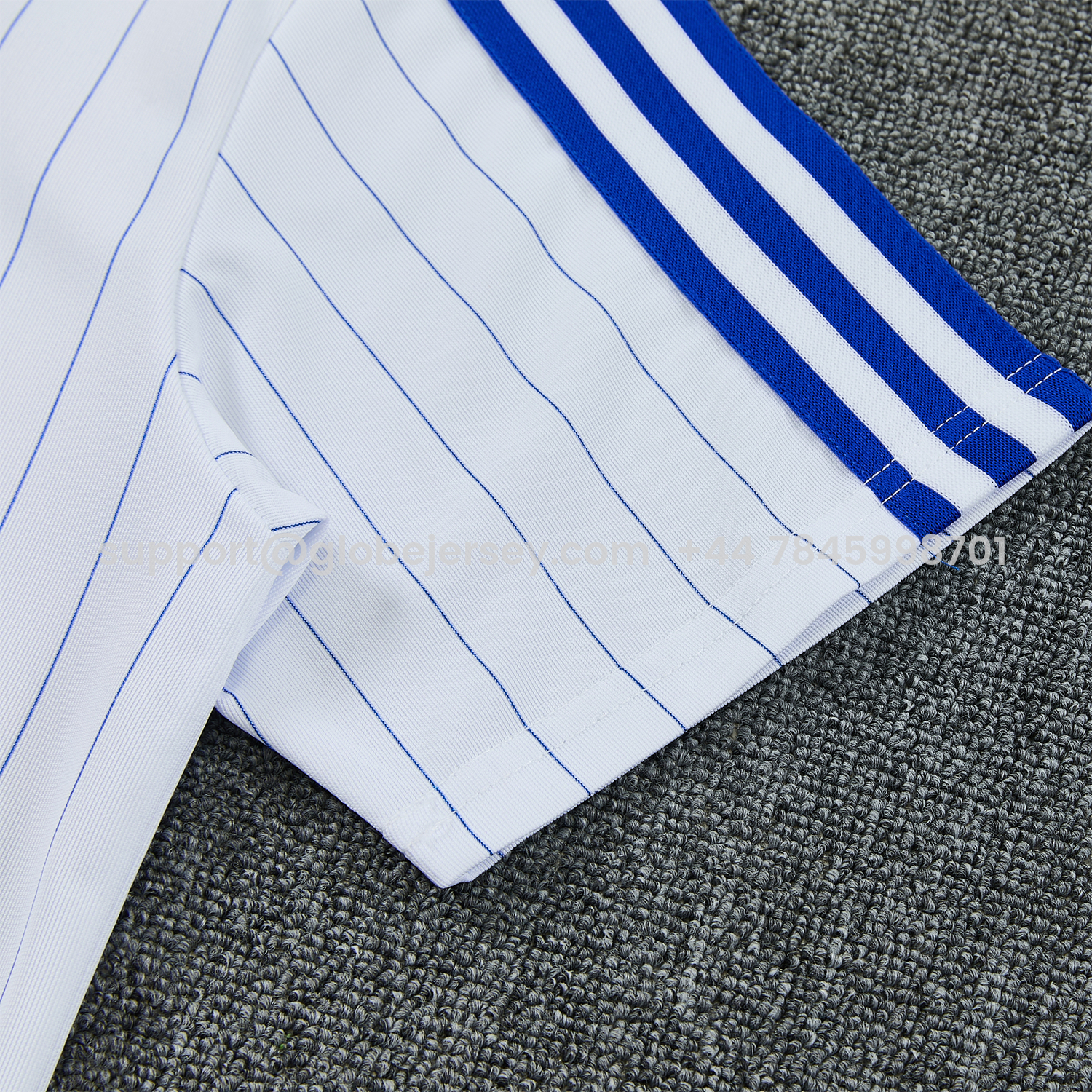 GlobeJersey-C.H.E.L.S.E.A 25-26 Retro Style Short-Sleeve Training Set - White Top & Blue Stripes Pants