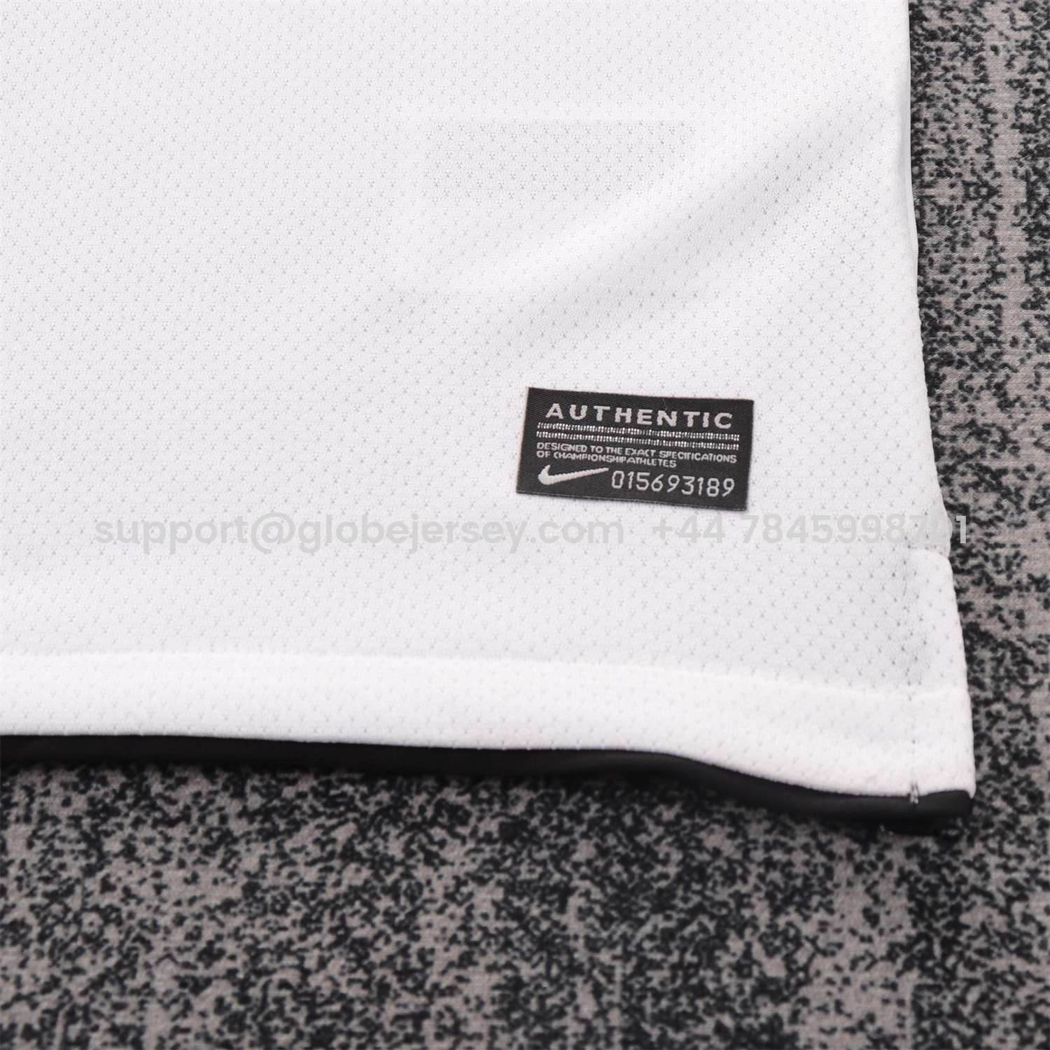 GlobeJersey-Retro Manchester United 2010-11 Away Kids Kit - Champions League Version