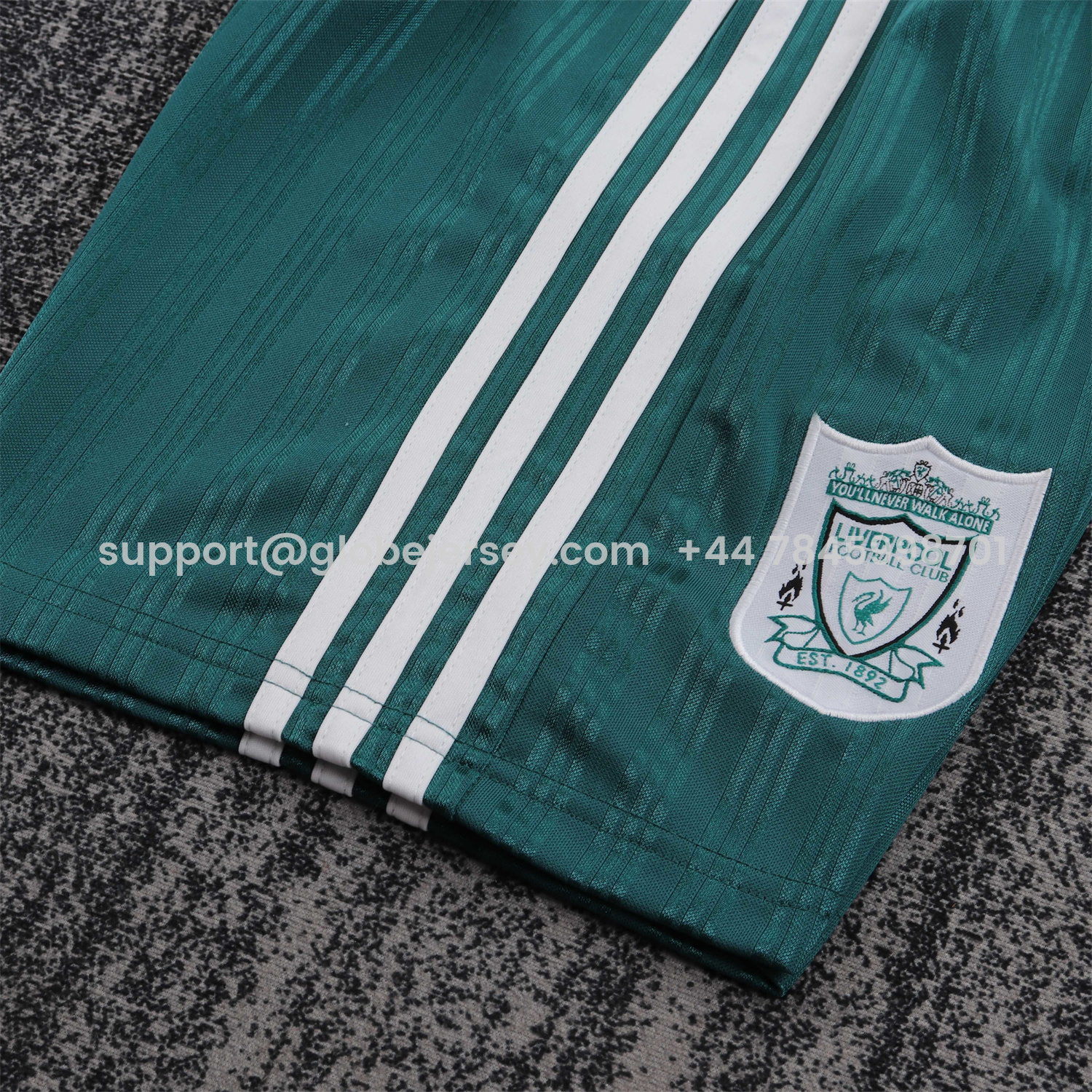 GlobeJersey-Retro Liver.pool 1995-96 Away White And Green Kids Kit