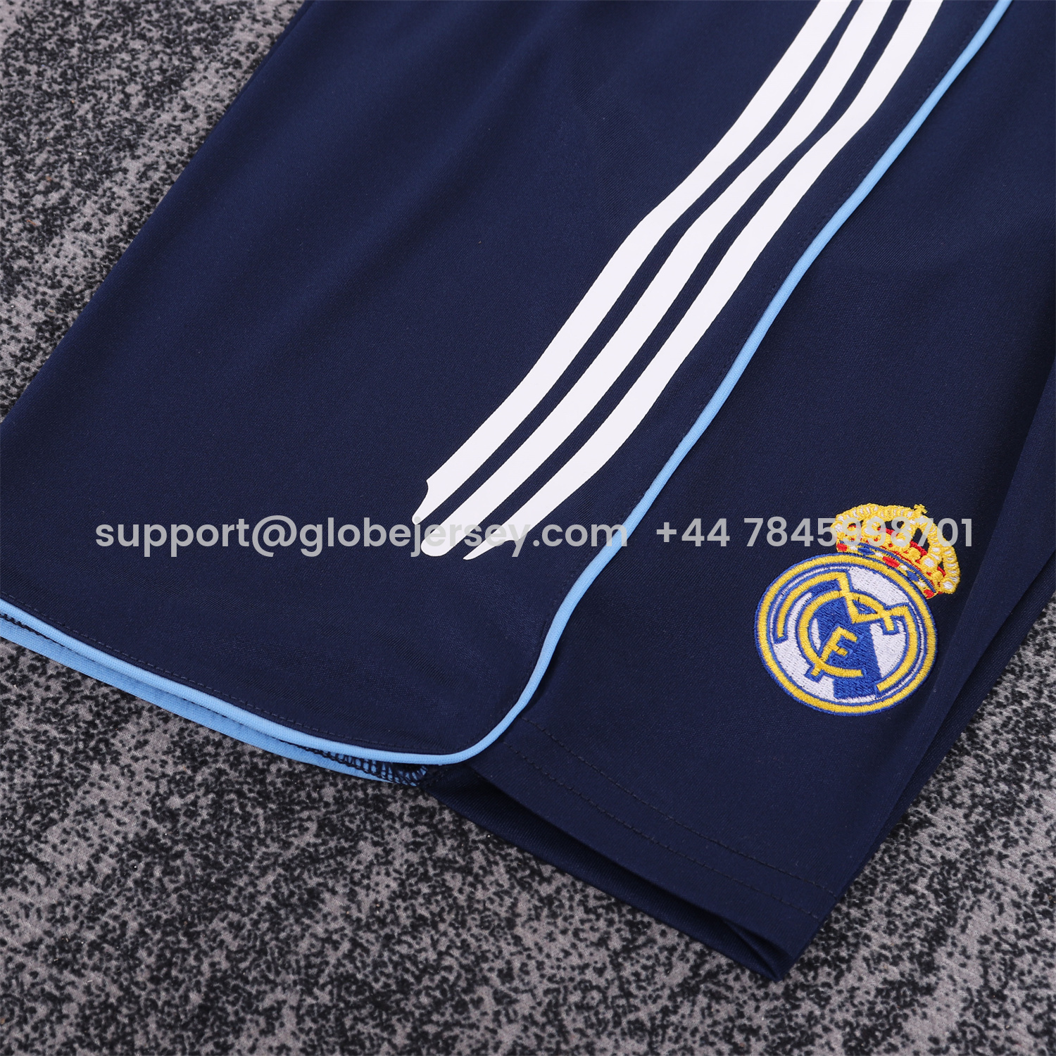 GlobeJersey-Retro Real Madrid 05-06 Away Kids Kit