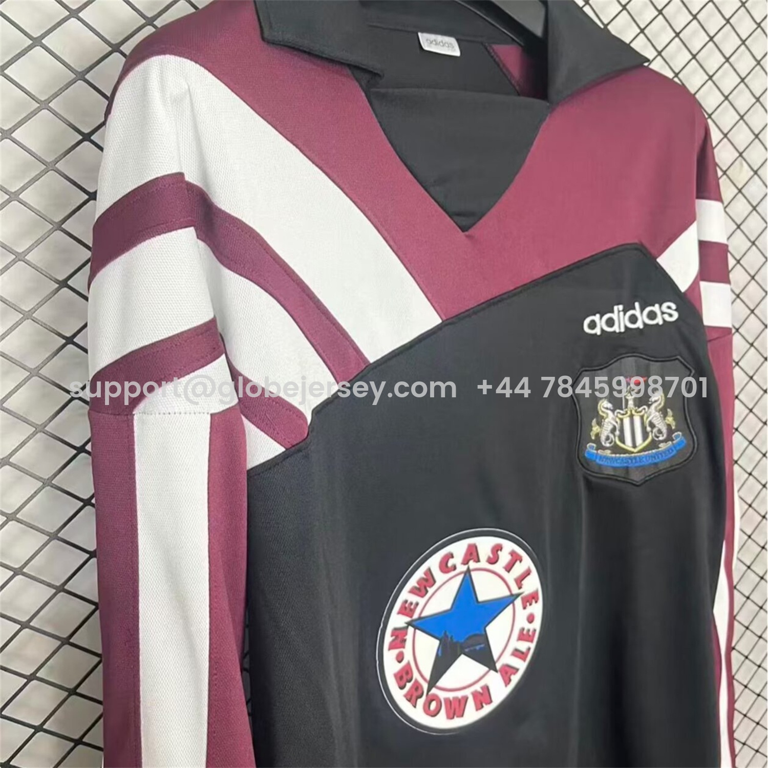 GlobeJersey-Retro Newcastle United 1995-96 Special Unisex Pullover Hoodie