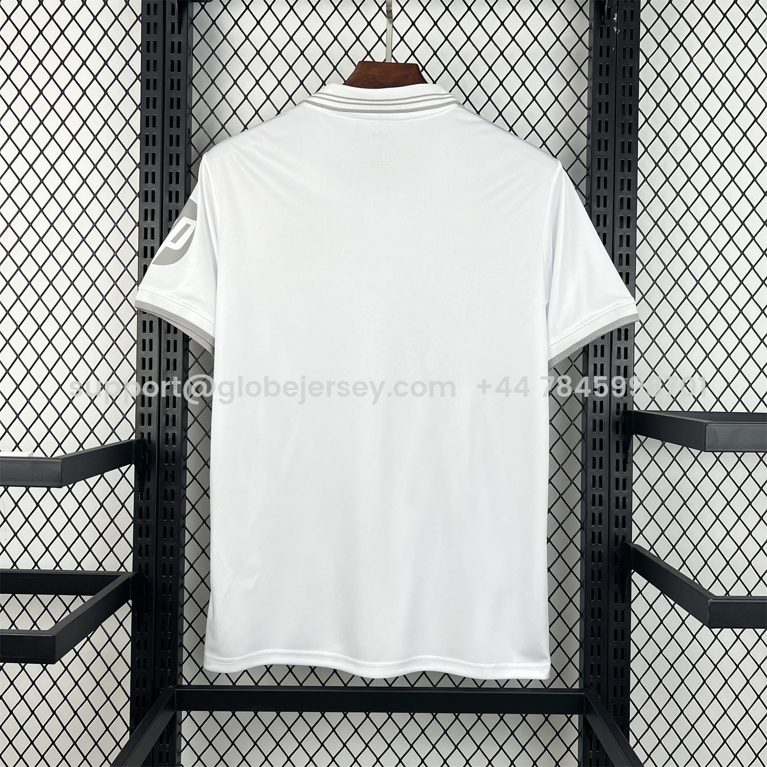 GlobeJersey-Real Madrid 26-27 White With Grey Accents Special Edition Jersey - Fans Version