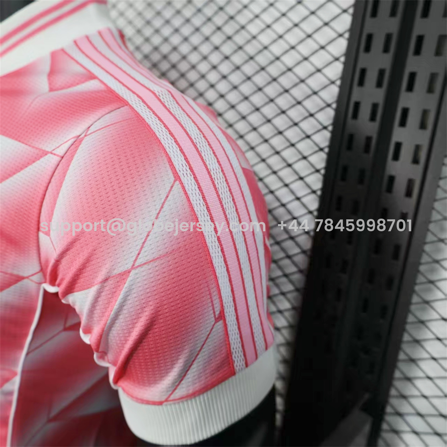 GlobeJersey-Real Madrid 25-26 Refracted Pink Light White Special Jersey - Player Version