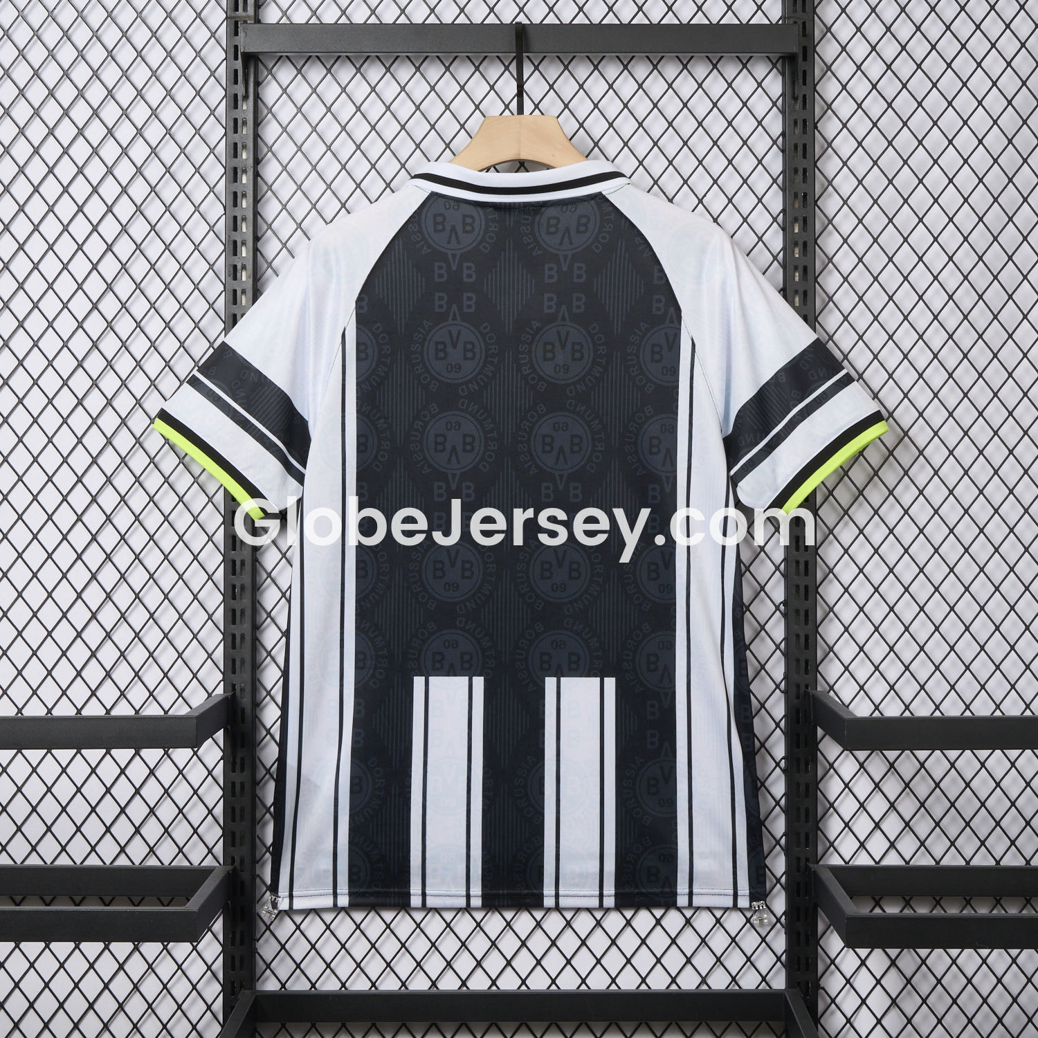 GlobeJersey-Retro Dortmund 1996-97 European Away Jersey