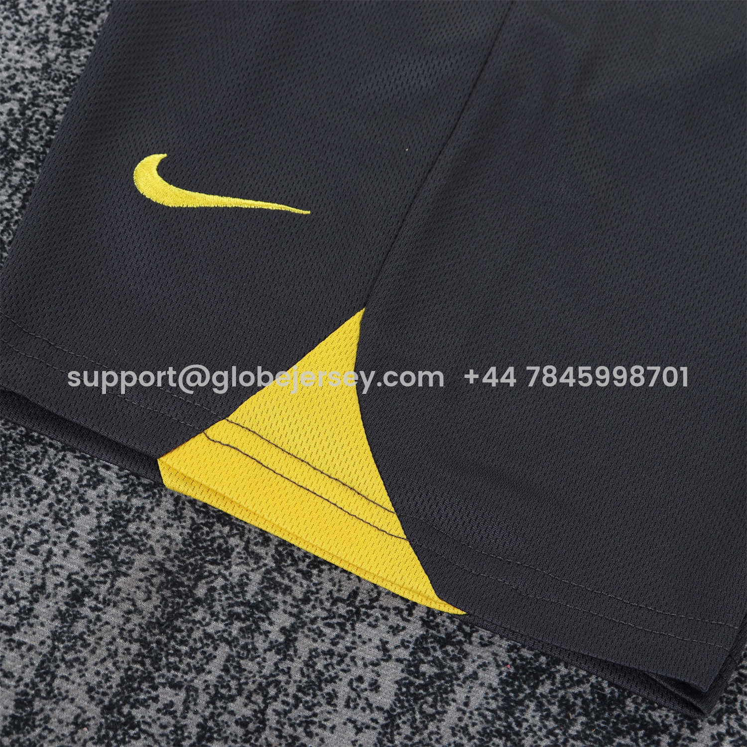 GlobeJersey-Retro Arsenal 2005-06 Away Kids Kit