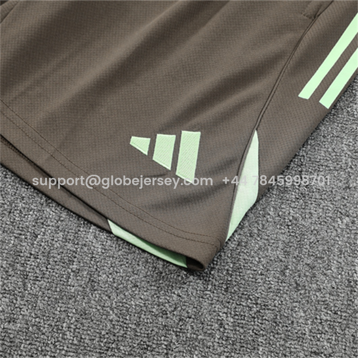 GlobeJersey-Real Madrid 25-26 Short-Sleeve Training Set - Dark Khaki Top and Shorts