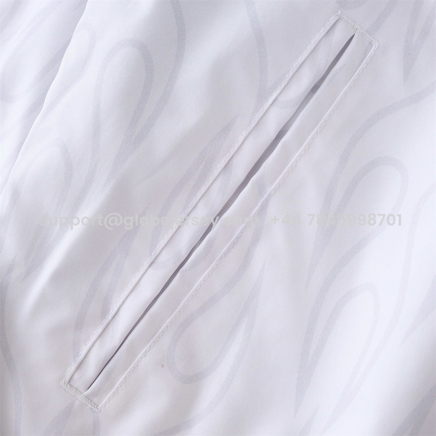 GlobeJersey-Retro Japan 1998 Throwback Double Sided Reversible Windbreaker - White & Blue