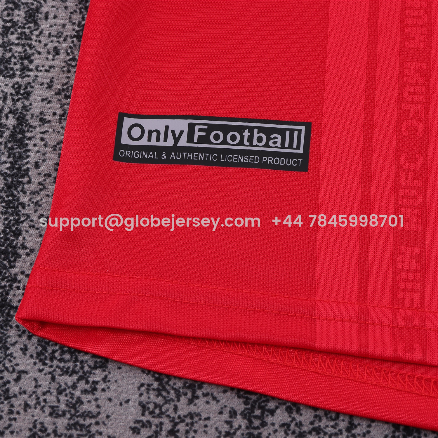 GlobeJersey-Retro Manchester United 1999-00 Home Kids Kit
