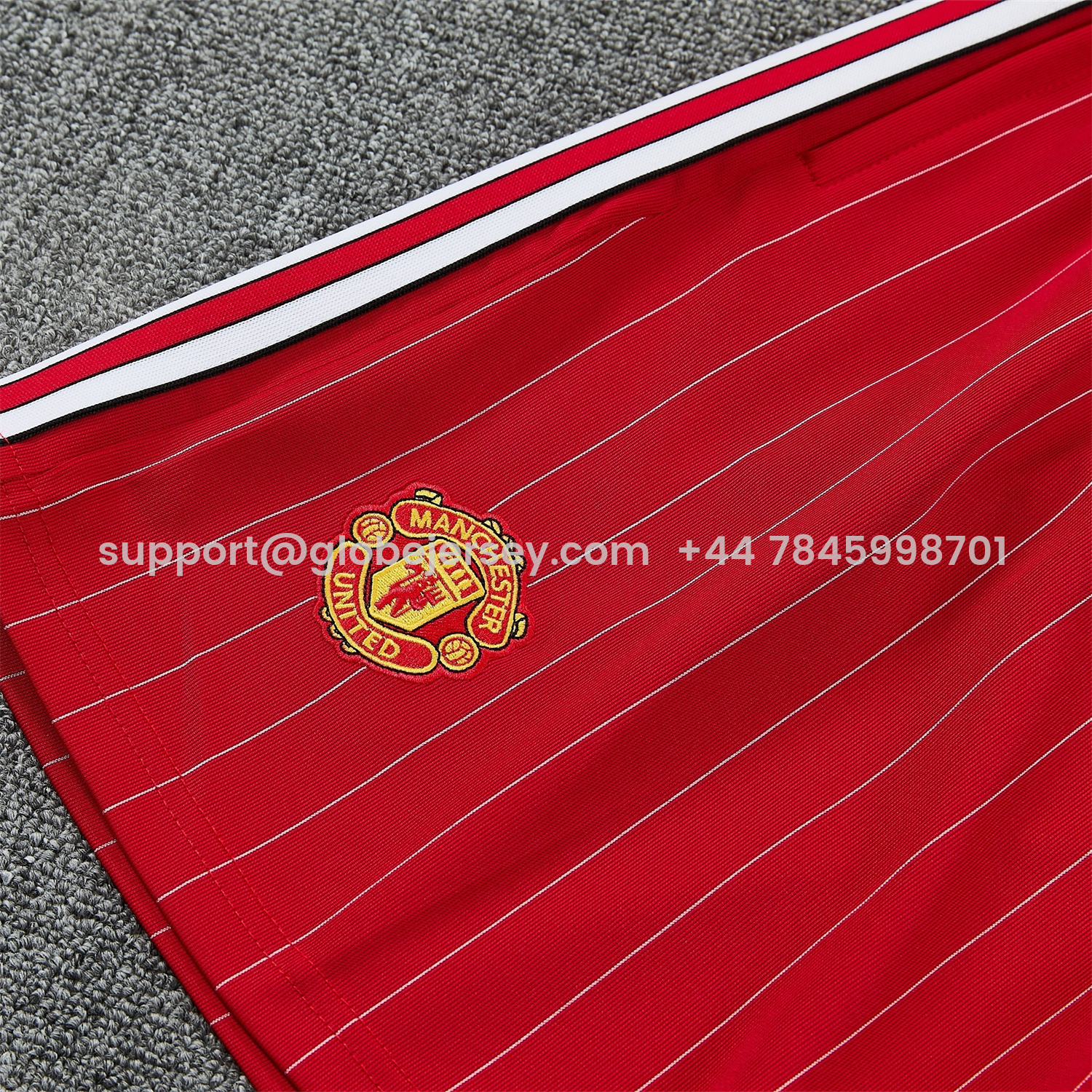 GlobeJersey-Manchester United 25-26 Retro Style Vest Training Set - Red With White Stripes Top & Pants