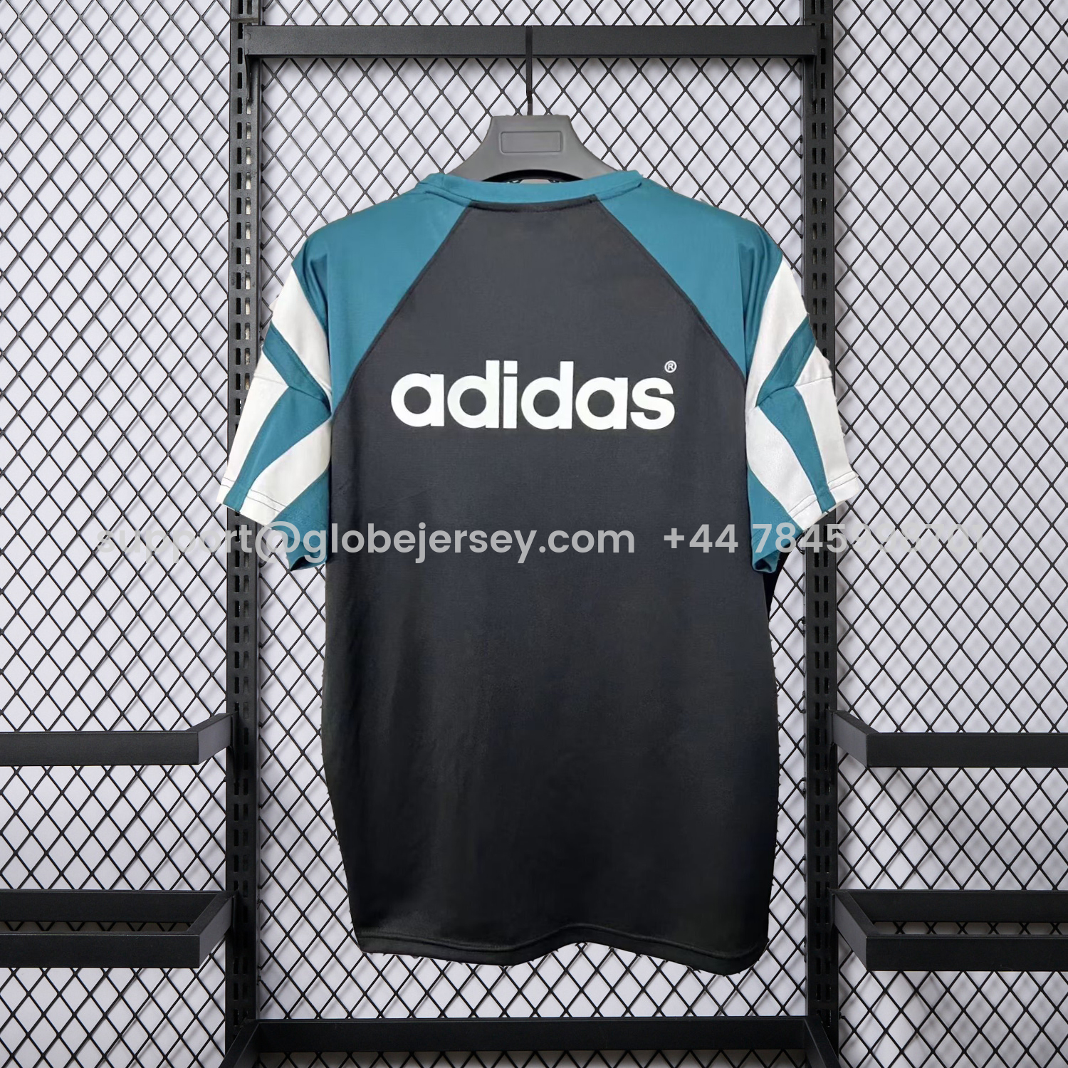GlobeJersey-Retro Liver.pool 1995-96 Green And Black Training Jersey