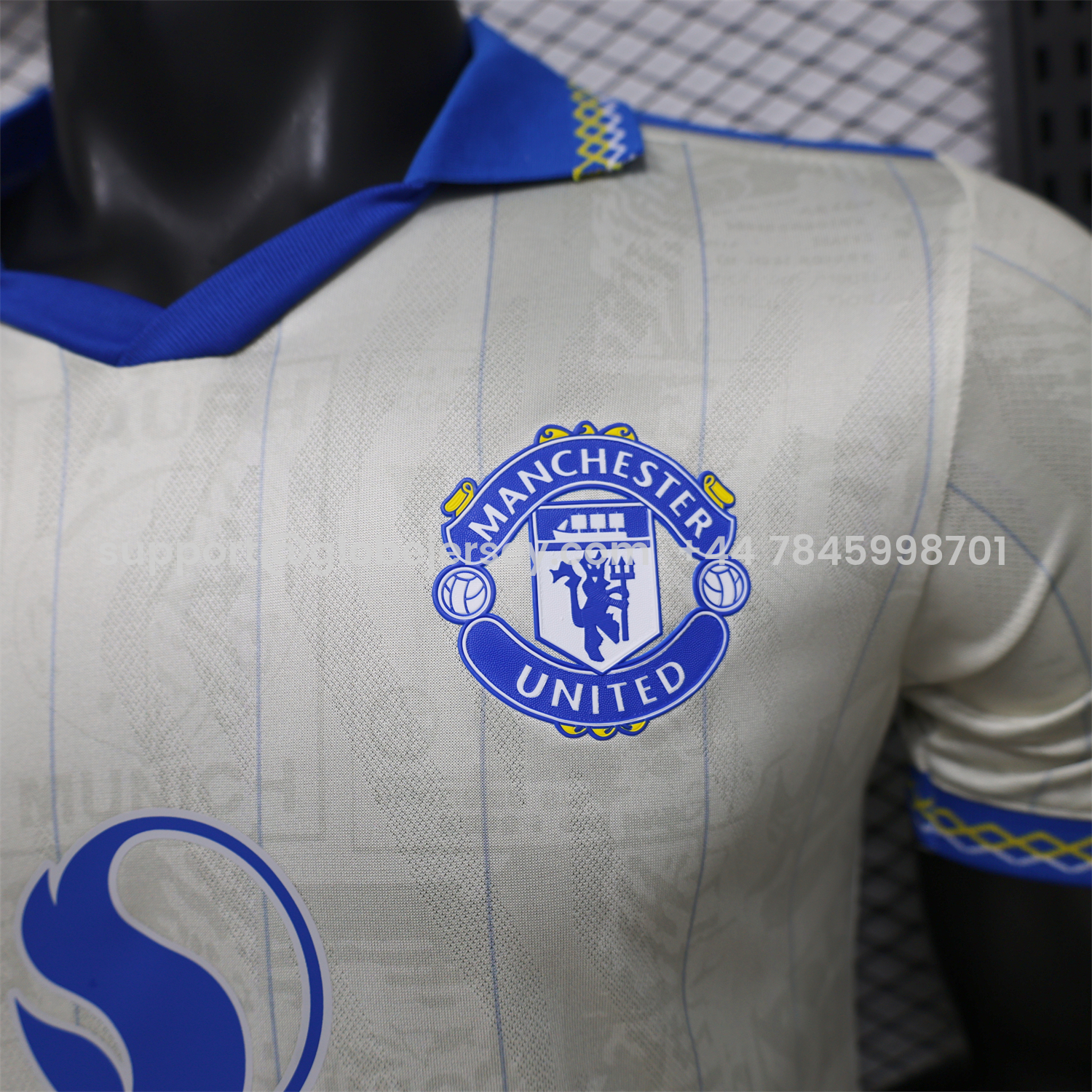 GlobeJersey-Manchester United 26-27 Terrace Icon Retro Casual Style Light Color Polo Jersey - Player Version