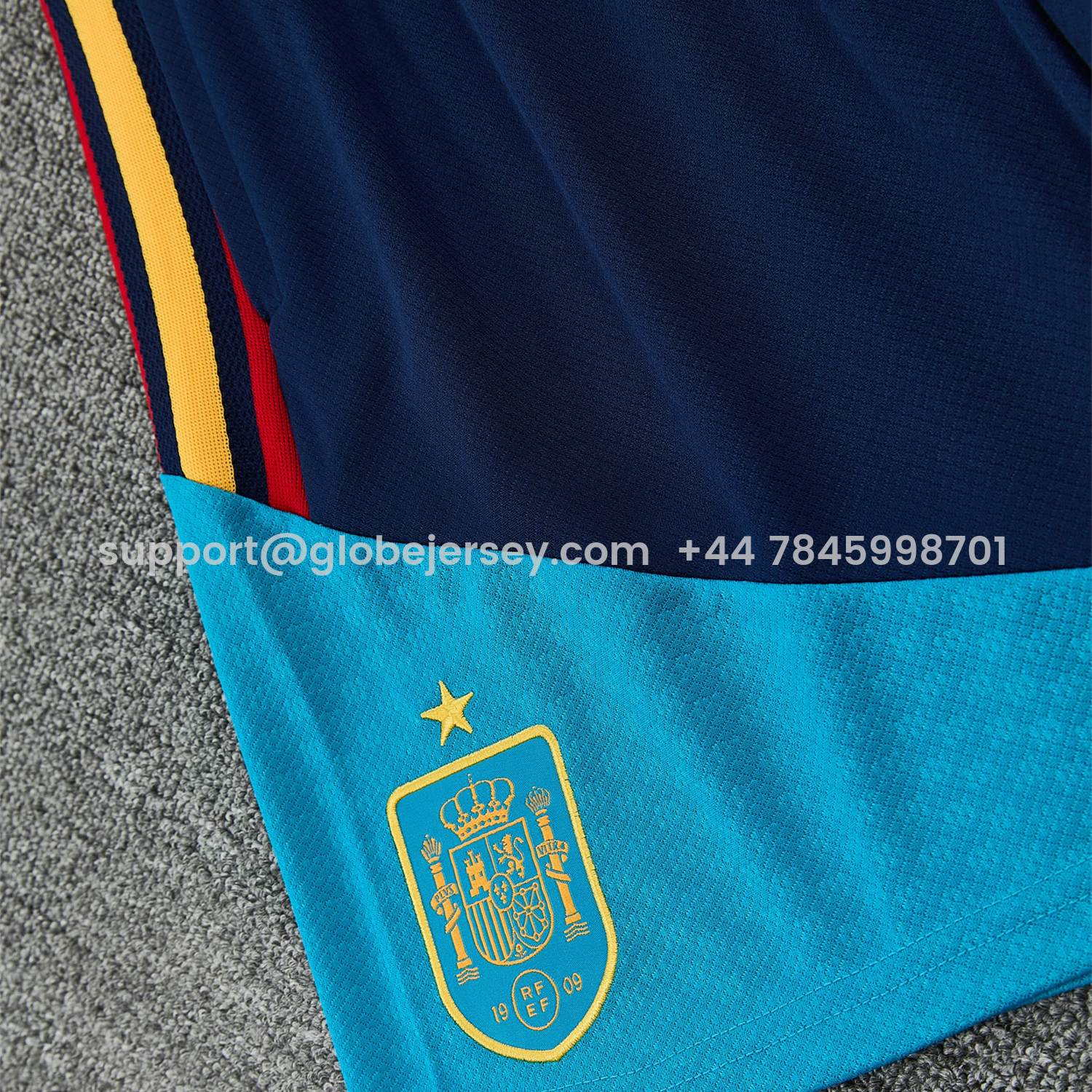 GlobeJersey-Spain 2026 Vest Training Set - Light Blue Top & Dark Blue Pants